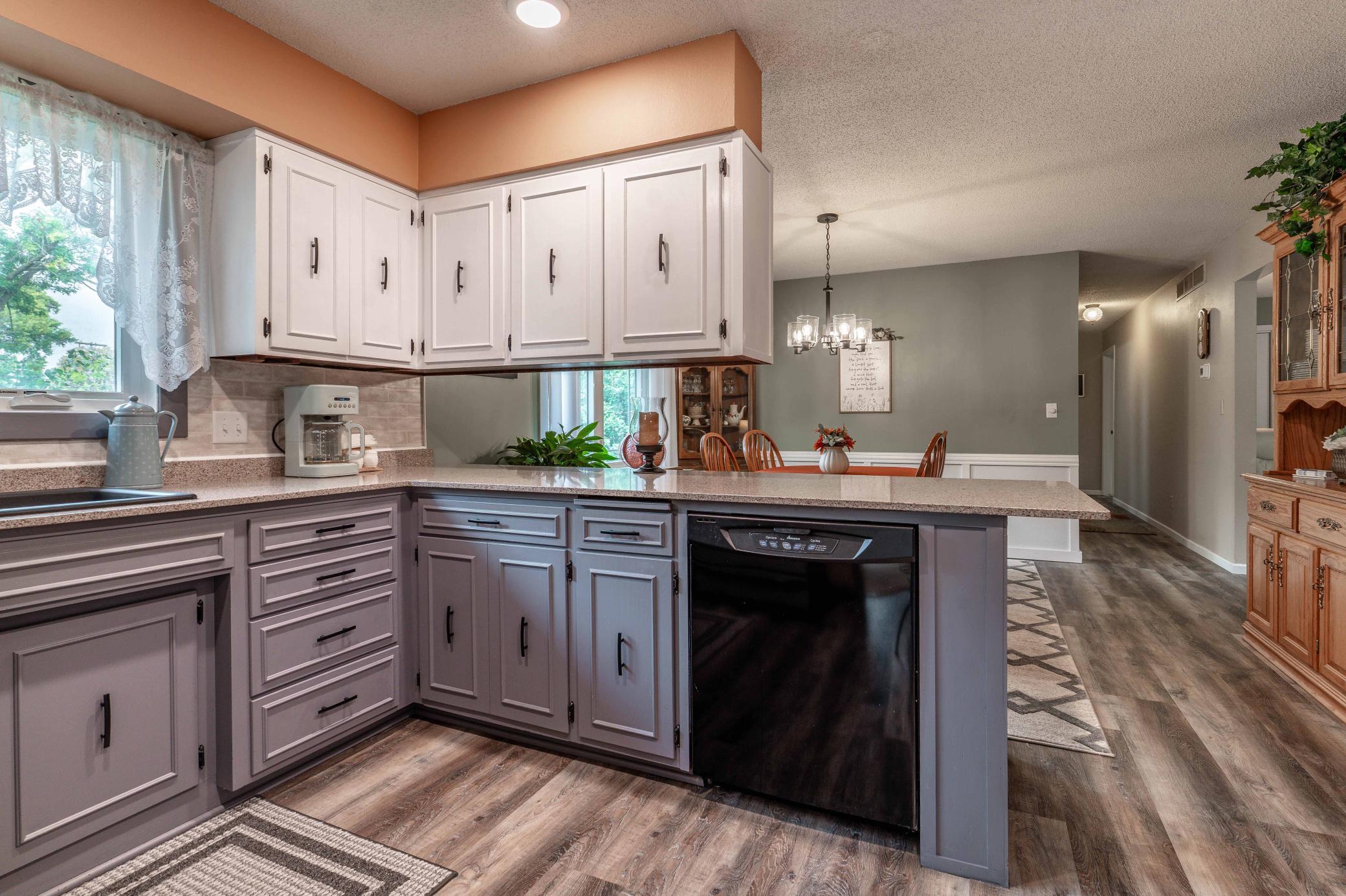 1973 single family home for sale at 1320 S Mabelle Avenue in Fergus Falls, MN — 4 bed, 2 bath (photo 14 of 55)