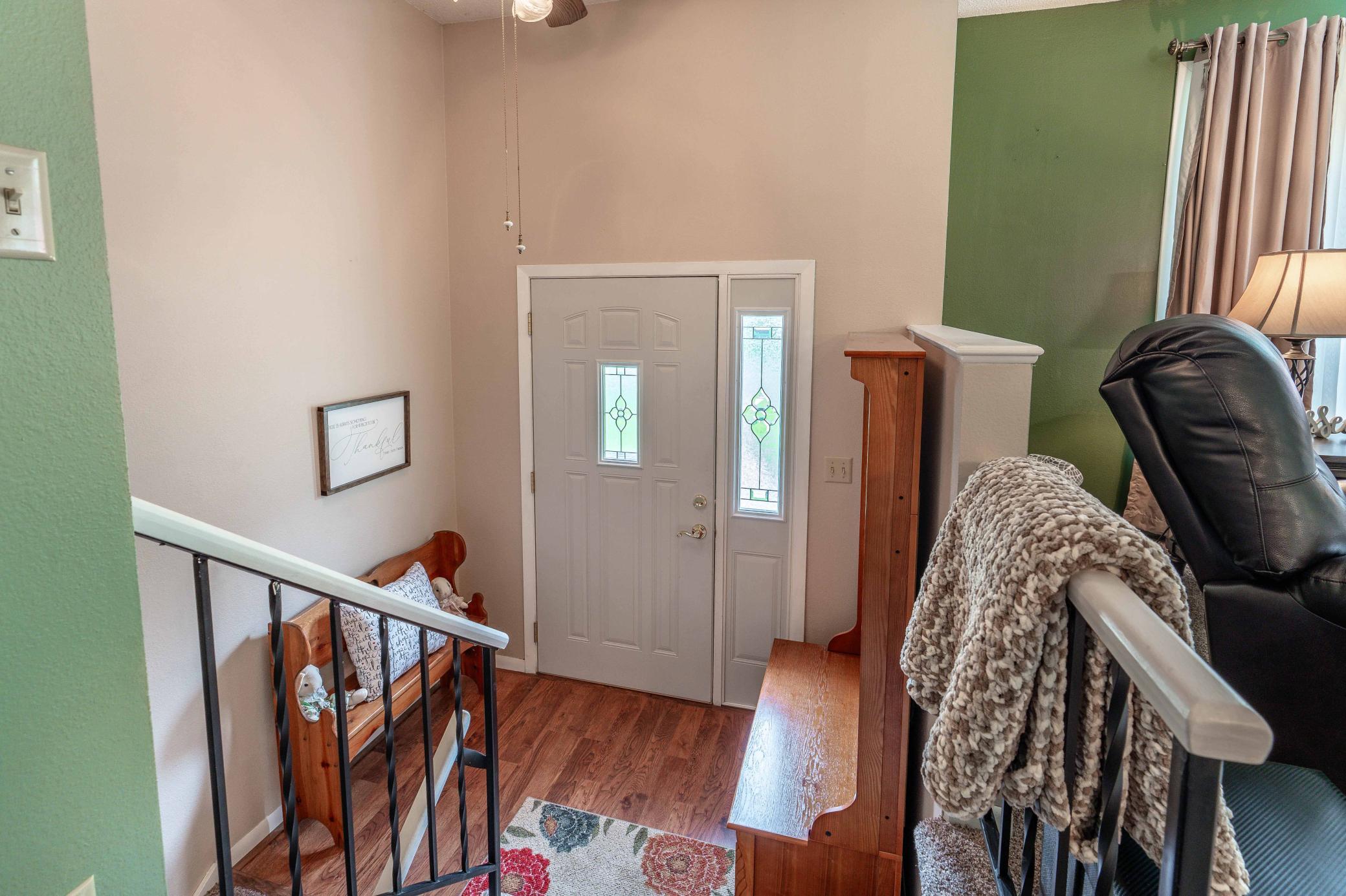 1973 single family home for sale at 1320 S Mabelle Avenue in Fergus Falls, MN — 4 bed, 2 bath (photo 29 of 55)