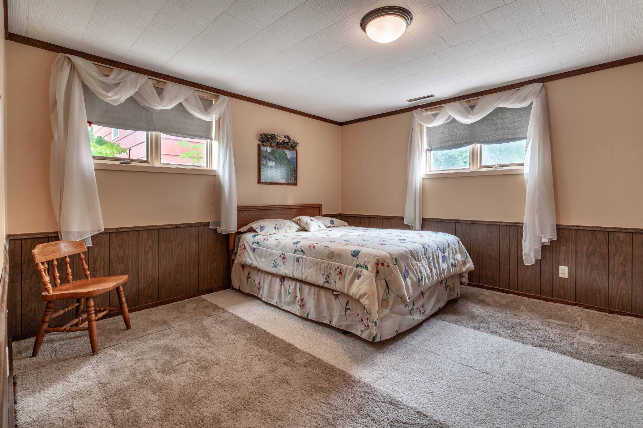 1973 single family home for sale at 1320 S Mabelle Avenue in Fergus Falls, MN — 4 bed, 2 bath (photo 31 of 55)