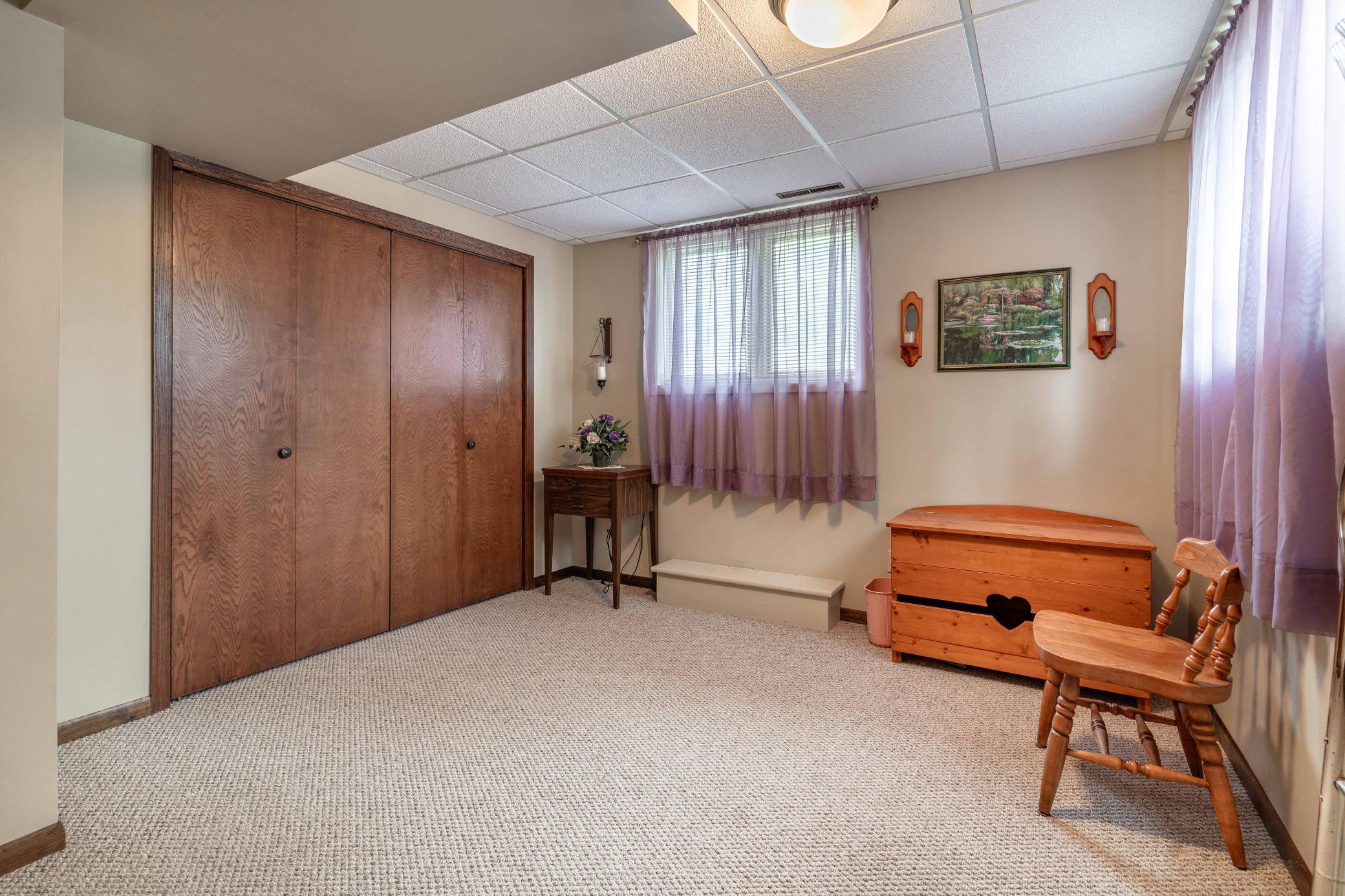 1973 single family home for sale at 1320 S Mabelle Avenue in Fergus Falls, MN — 4 bed, 2 bath (photo 33 of 55)
