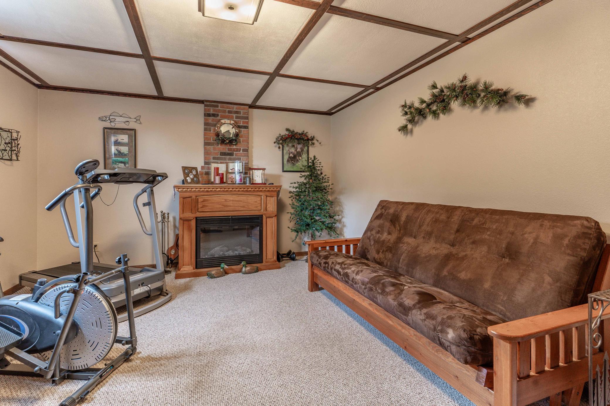 1973 single family home for sale at 1320 S Mabelle Avenue in Fergus Falls, MN — 4 bed, 2 bath (photo 35 of 55)