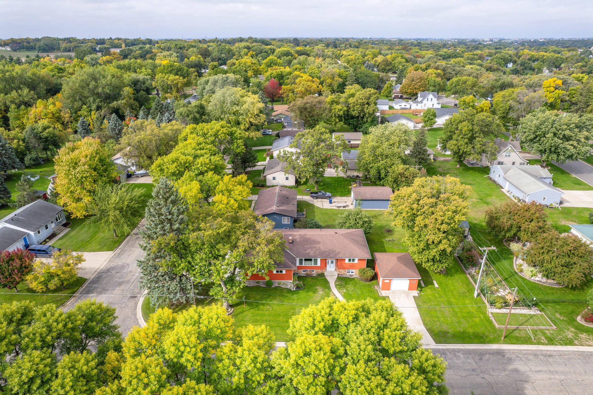1973 single family home for sale at 1320 S Mabelle Avenue in Fergus Falls, MN — 4 bed, 2 bath (photo 49 of 55)