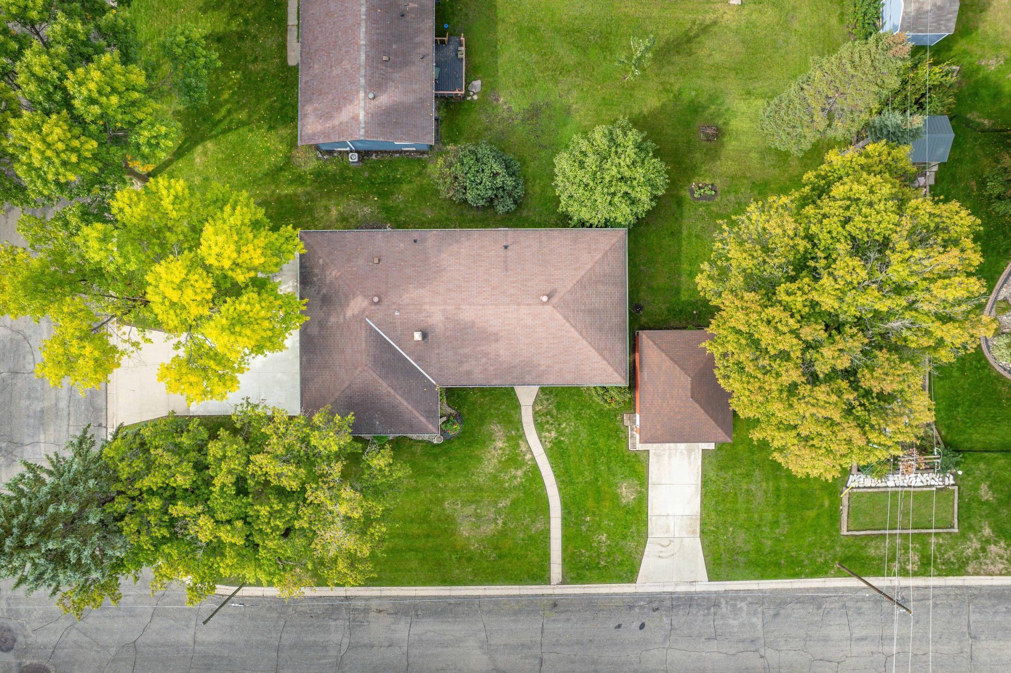 1973 single family home for sale at 1320 S Mabelle Avenue in Fergus Falls, MN — 4 bed, 2 bath (photo 53 of 55)