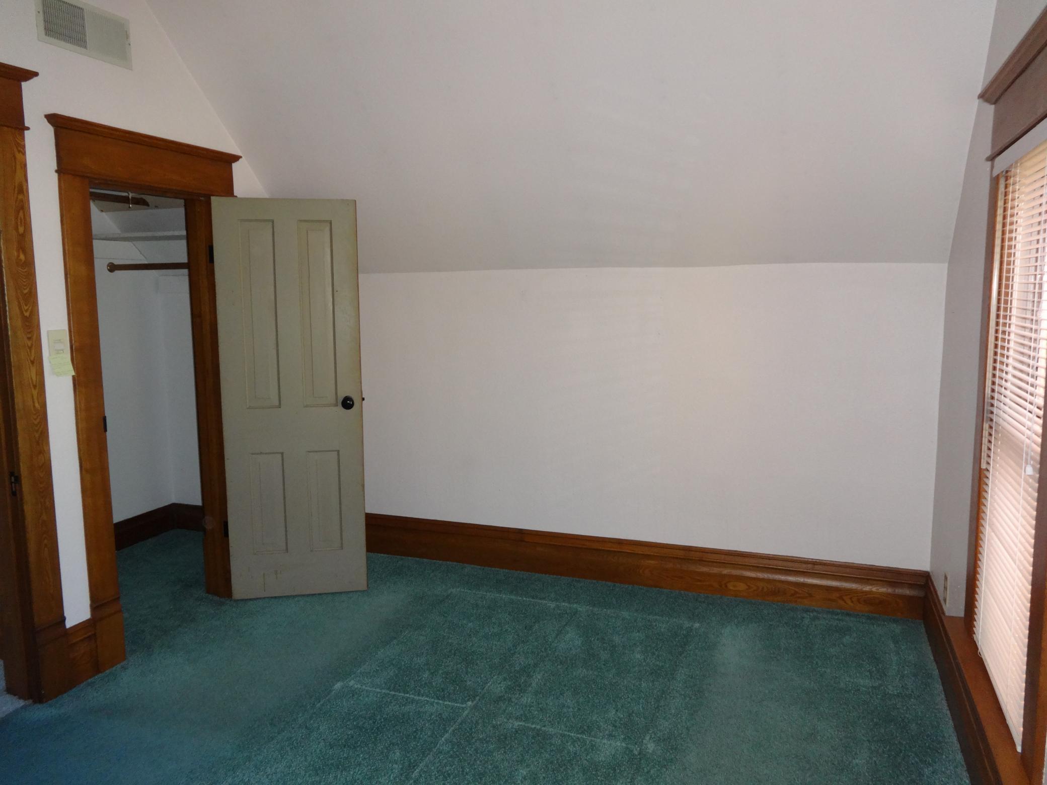1900 single family home for sale at 434 Lake Street S in Long Prairie, MN — 2 bed, 2 bath (photo 6 of 19)