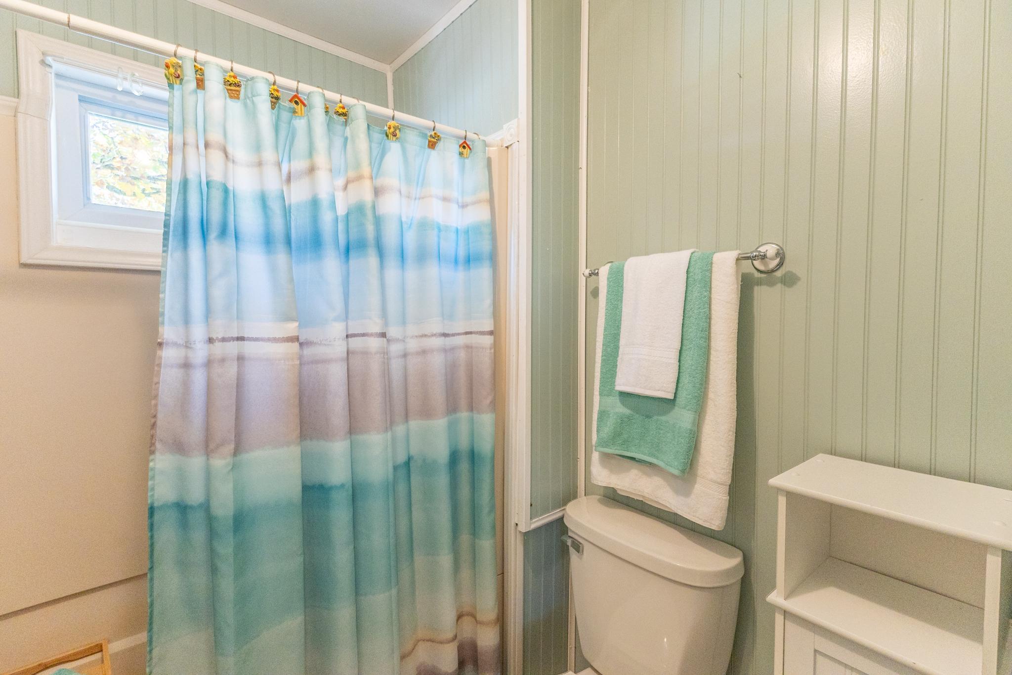 1959 single family home for sale at 2422 Sumac Road NE in Bemidji, MN — 2 bed, 1 bath (photo 19 of 72)
