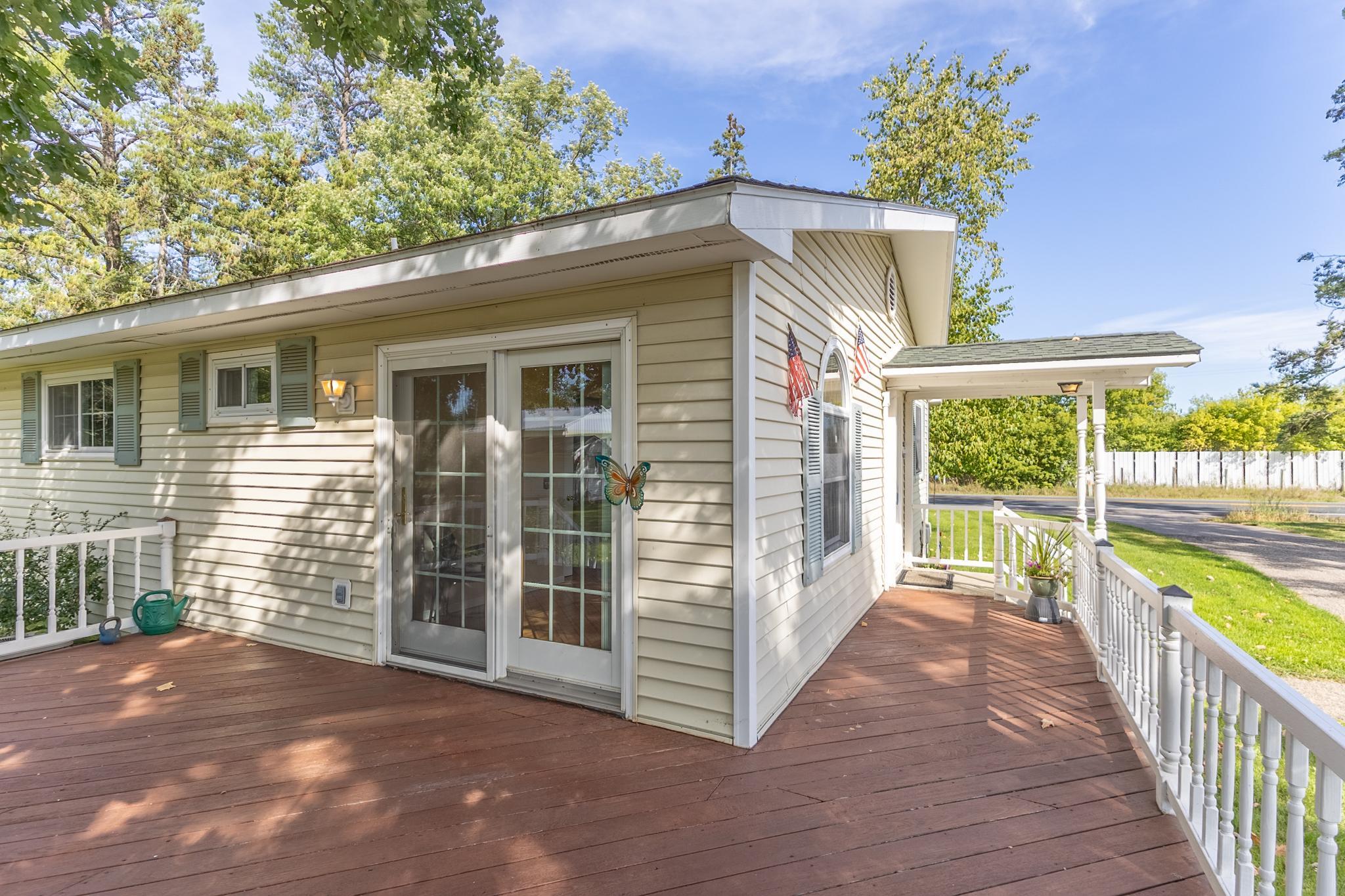 1959 single family home for sale at 2422 Sumac Road NE in Bemidji, MN — 2 bed, 1 bath (photo 5 of 72)
