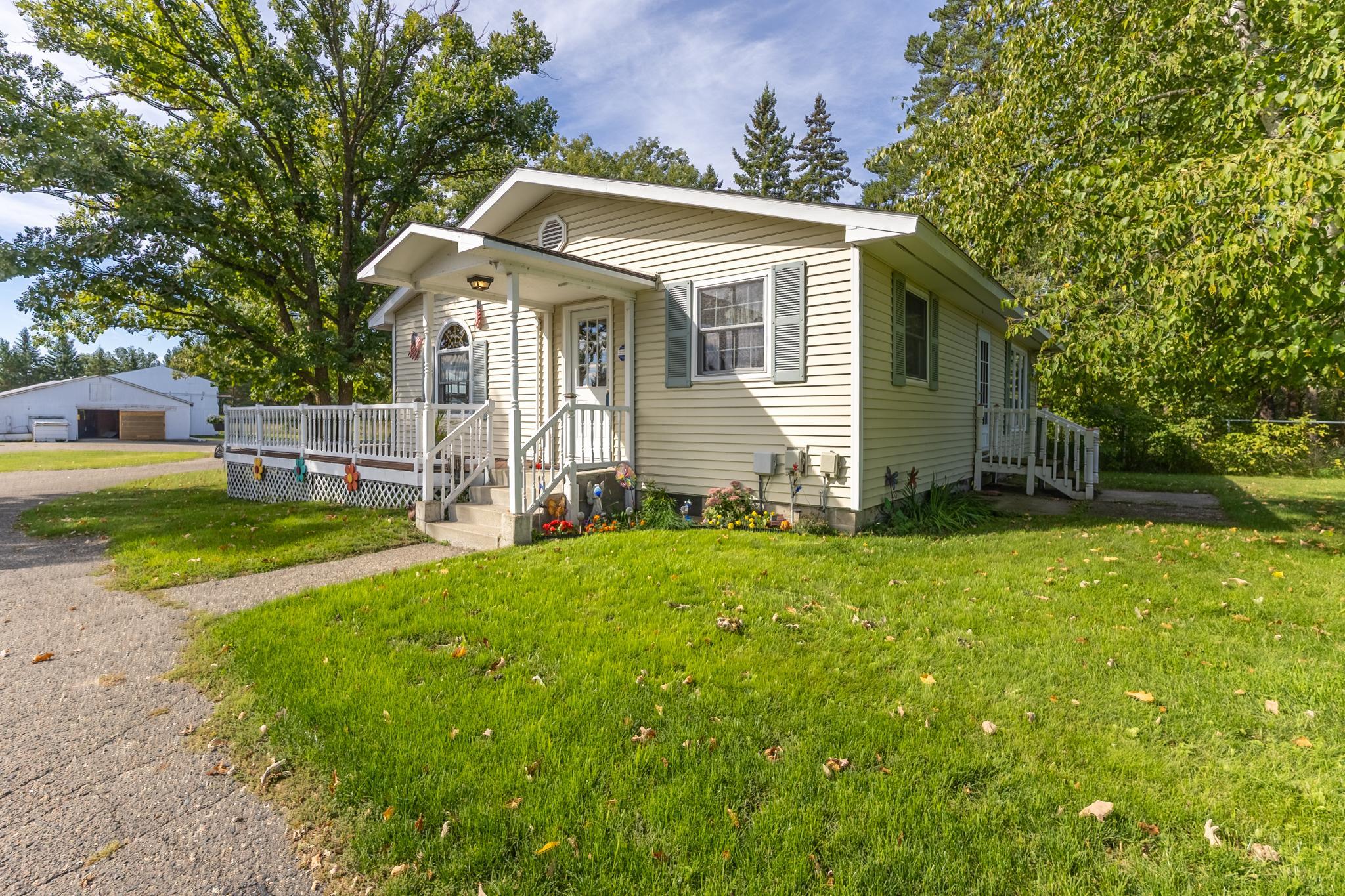 1959 single family home for sale at 2422 Sumac Road NE in Bemidji, MN — 2 bed, 1 bath (photo 42 of 72)