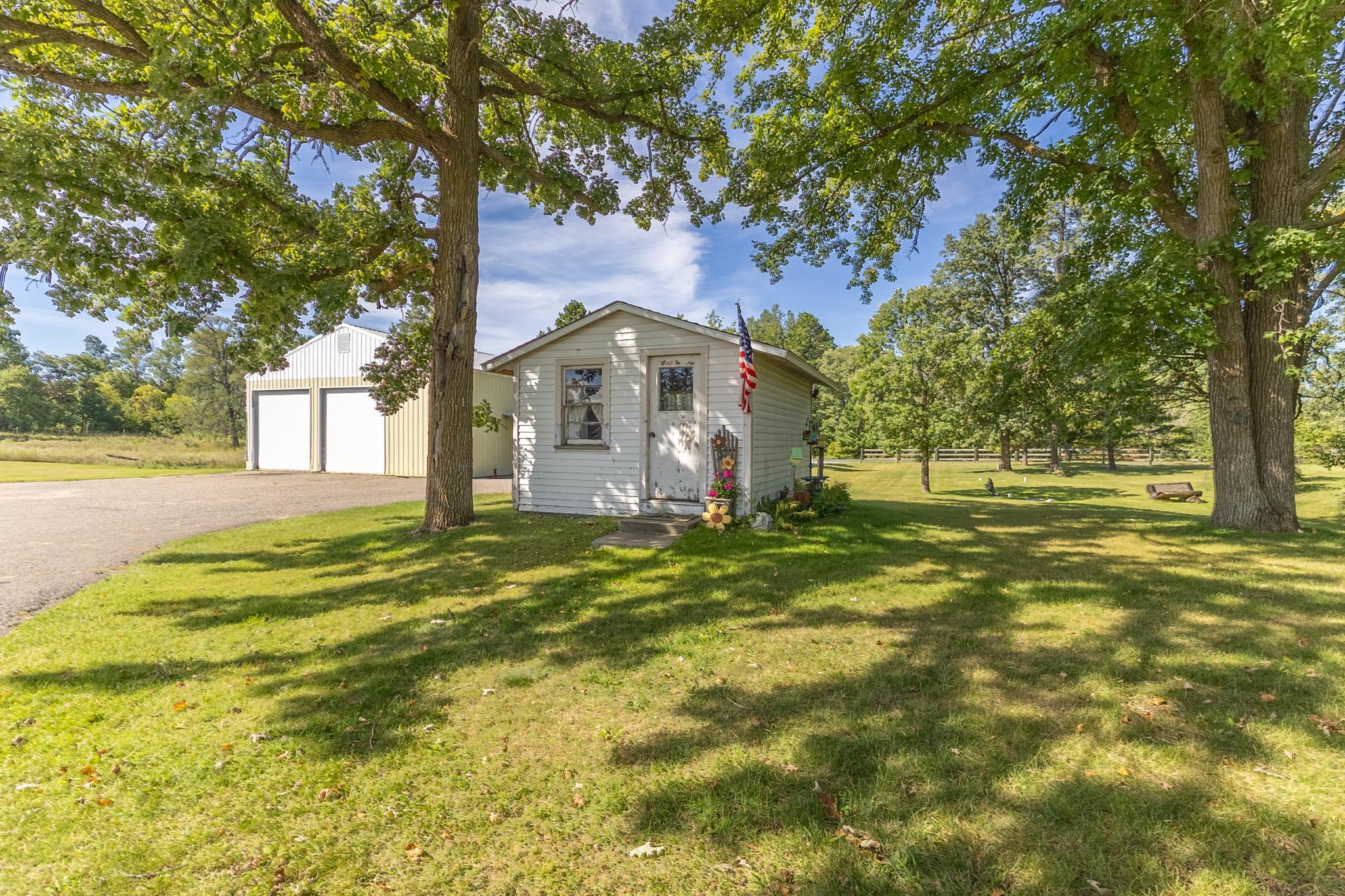 1959 single family home for sale at 2422 Sumac Road NE in Bemidji, MN — 2 bed, 1 bath (photo 61 of 72)