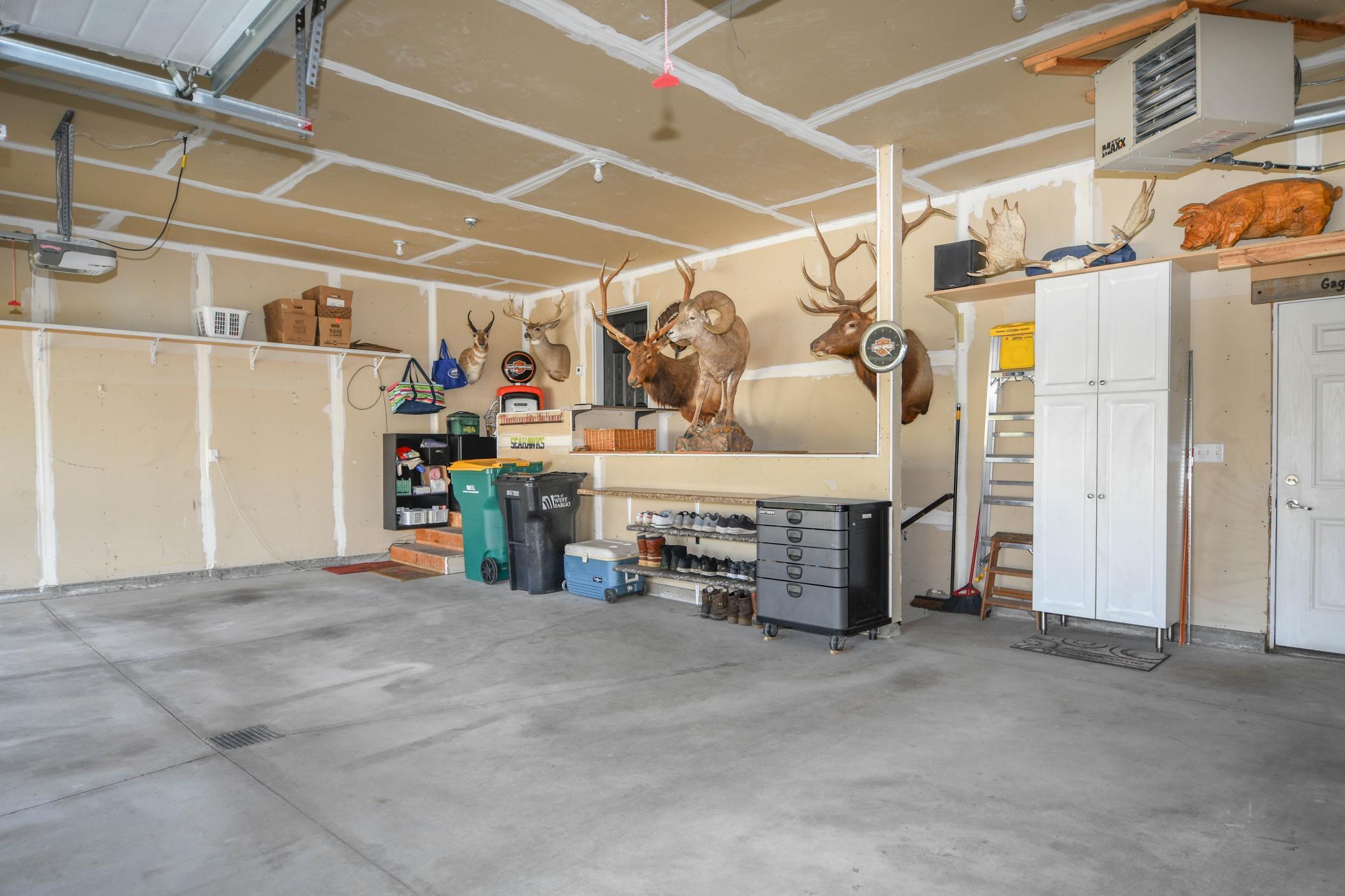 2013 single family home for sale at 3584 6th Street E in West Fargo, ND — 3 bed, 3 bath (photo 19 of 56)