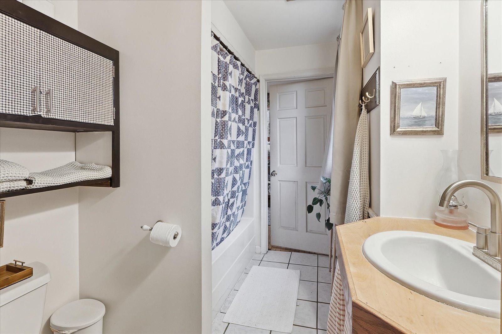 1933 single family home for sale at 106 Hartley Street in Coleraine, MN — 3 bed, 1 bath (photo 13 of 32)