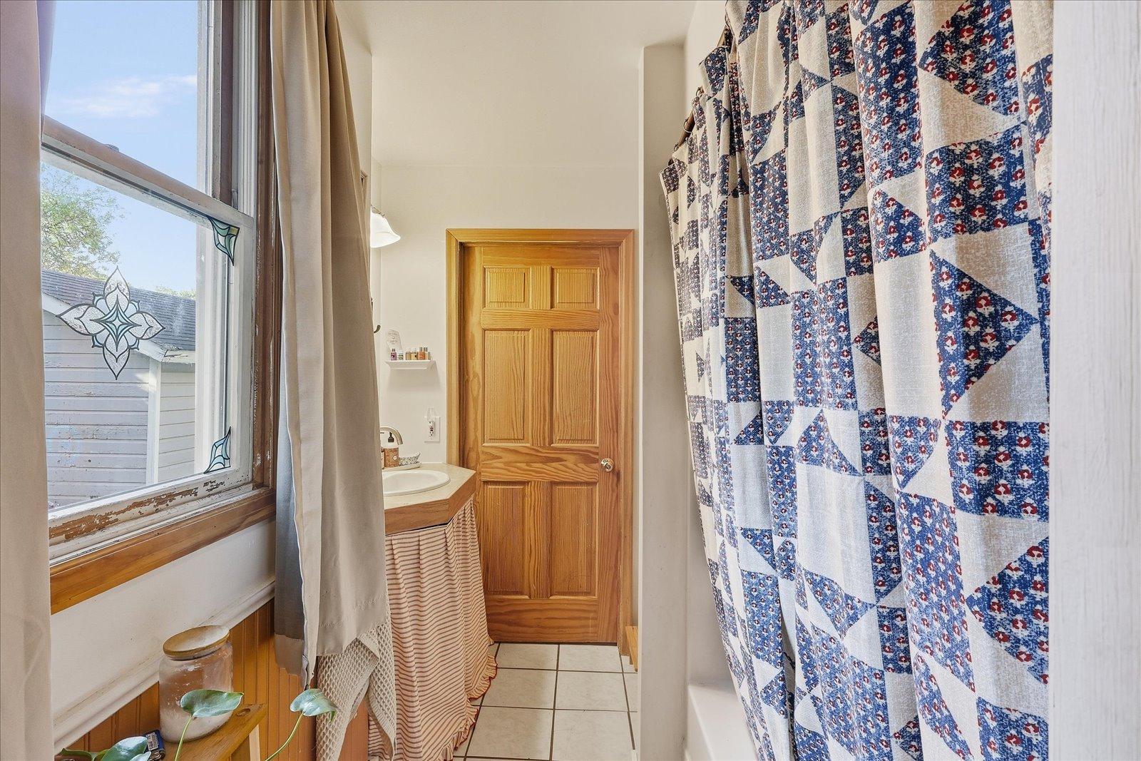 1933 single family home for sale at 106 Hartley Street in Coleraine, MN — 3 bed, 1 bath (photo 14 of 32)