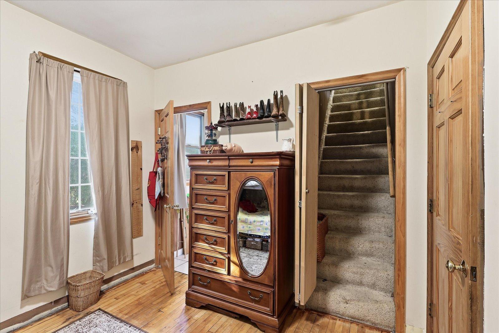 1933 single family home for sale at 106 Hartley Street in Coleraine, MN — 3 bed, 1 bath (photo 16 of 32)