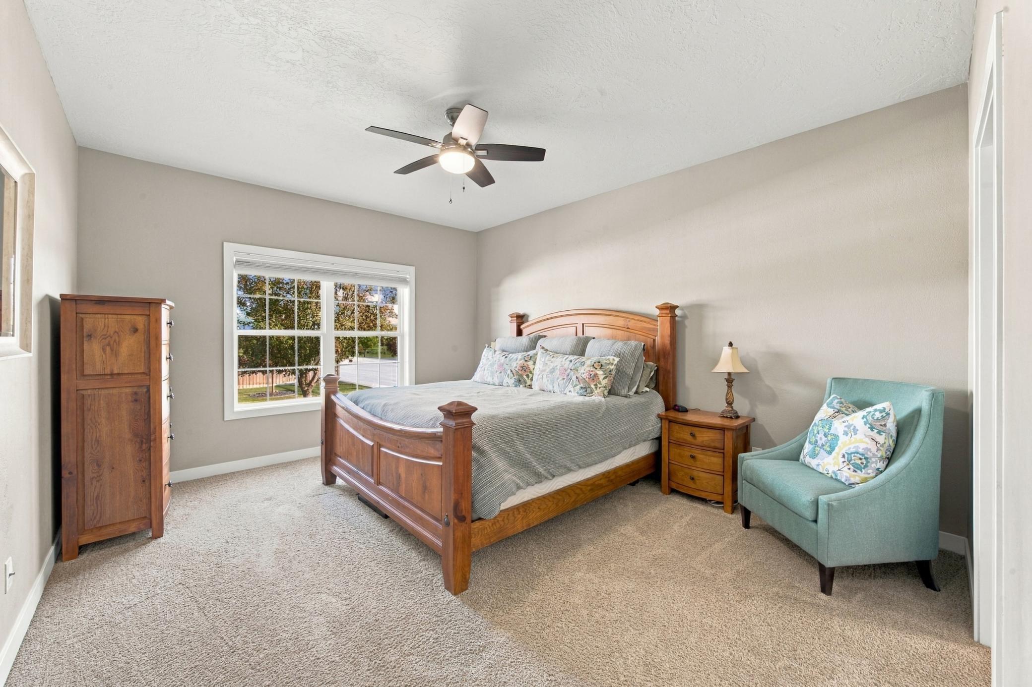 2011 single family home for sale at 4914 Loden Court S in Fargo, ND — 5 bed, 4 bath (photo 15 of 51)