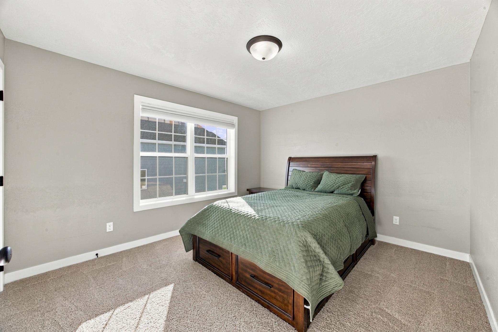 2011 single family home for sale at 4914 Loden Court S in Fargo, ND — 5 bed, 4 bath (photo 24 of 51)