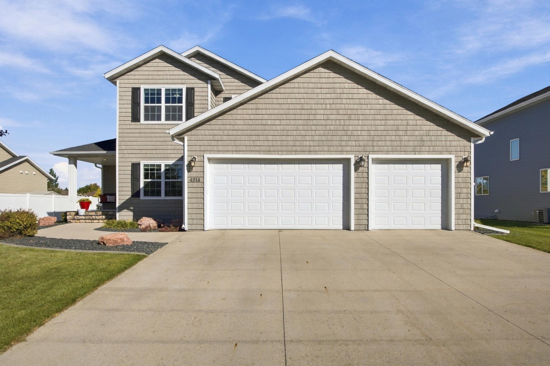 2011 single family home for sale at 4914 Loden Court S in Fargo, ND — 5 bed, 4 bath (photo 51 of 51)