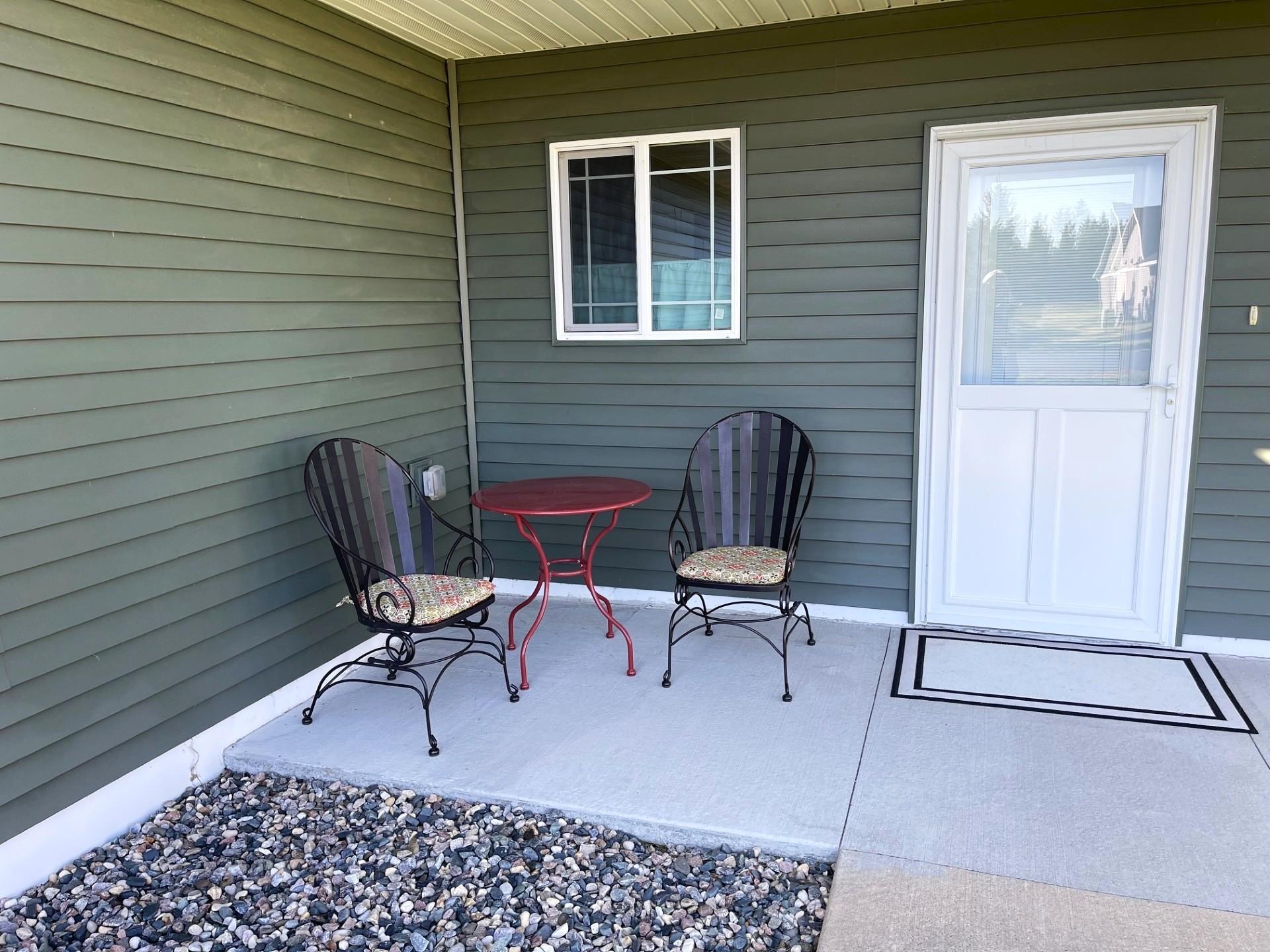 2018 single family home for sale at 2008 Whiting Road NW, Unit 8 in Bemidji, MN — 3 bed, 2 bath (photo 2 of 27)