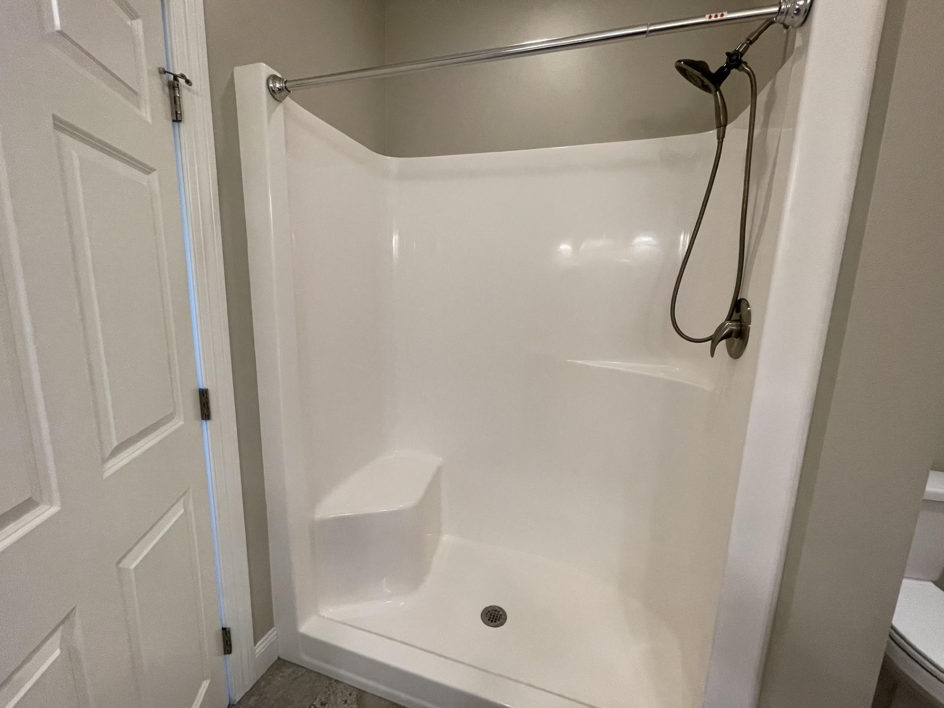 2018 single family home for sale at 2008 Whiting Road NW, Unit 8 in Bemidji, MN — 3 bed, 2 bath (photo 11 of 27)