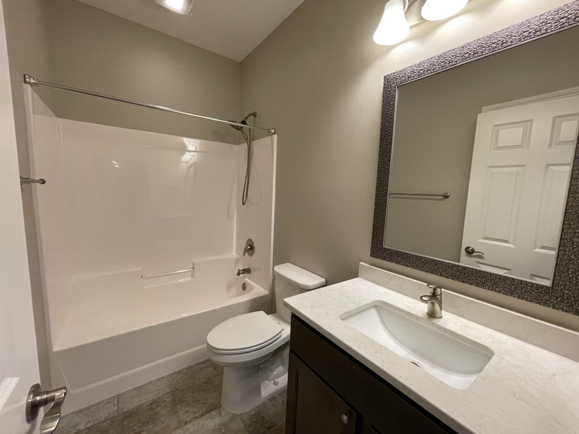 2018 single family home for sale at 2008 Whiting Road NW, Unit 8 in Bemidji, MN — 3 bed, 2 bath (photo 15 of 27)