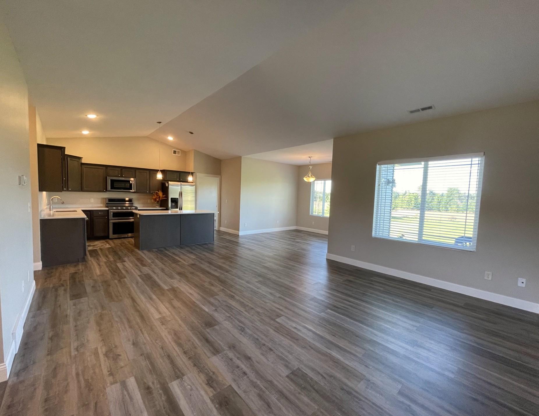 2018 single family home for sale at 2008 Whiting Road NW, Unit 8 in Bemidji, MN — 3 bed, 2 bath (photo 22 of 27)