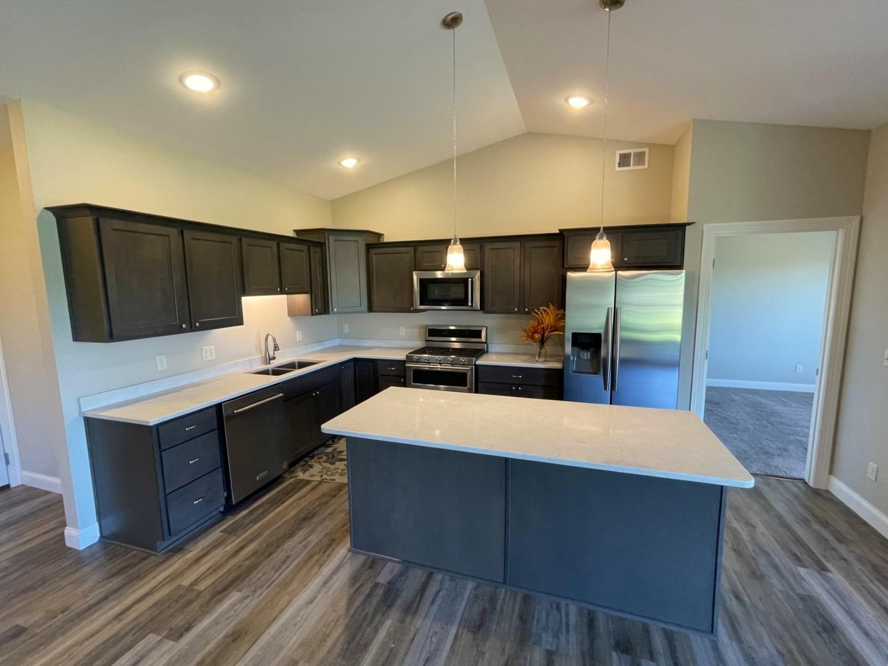 2018 single family home for sale at 2008 Whiting Road NW, Unit 8 in Bemidji, MN — 3 bed, 2 bath (photo 23 of 27)