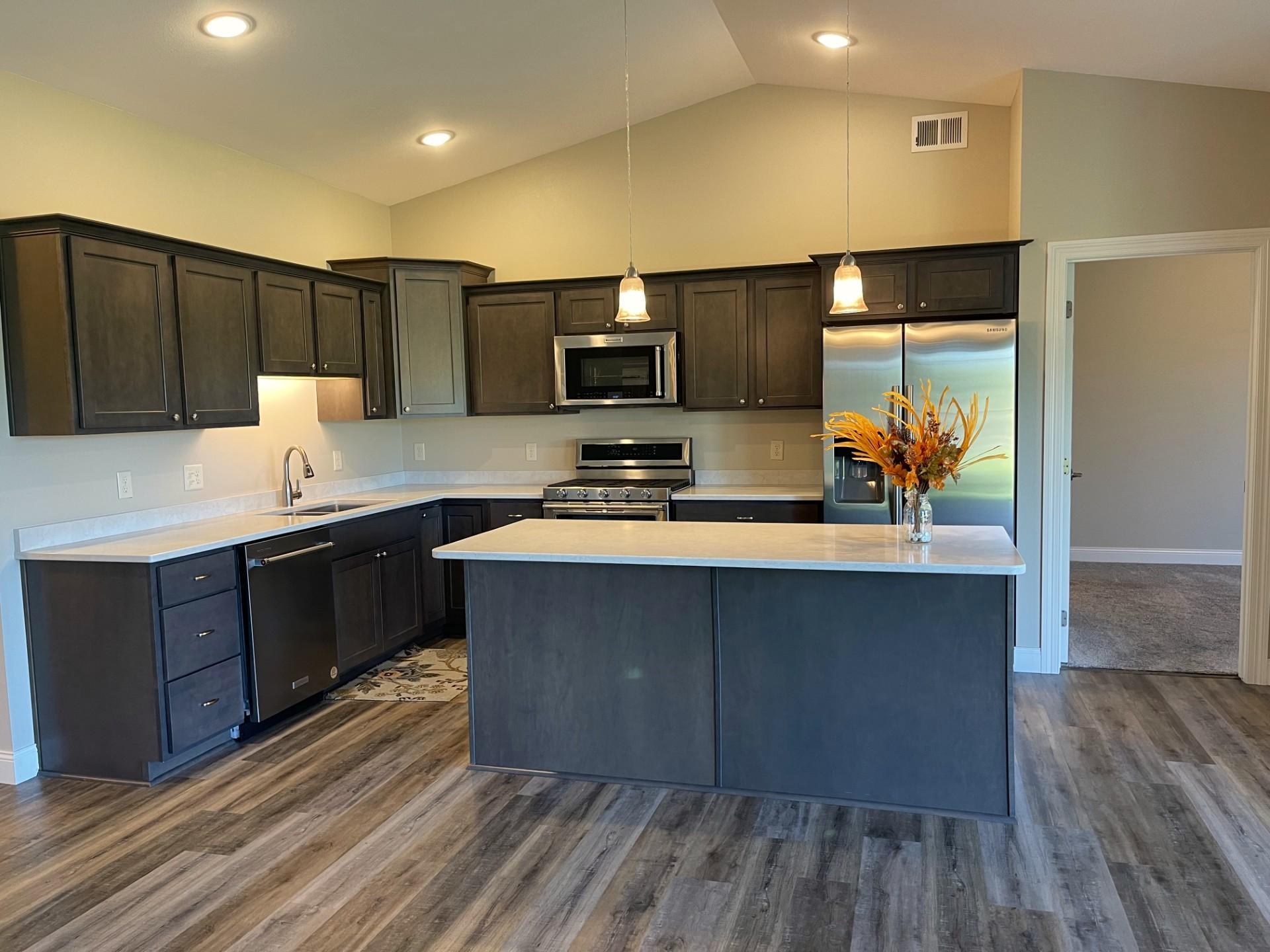 2018 single family home for sale at 2008 Whiting Road NW, Unit 8 in Bemidji, MN — 3 bed, 2 bath (photo 26 of 27)