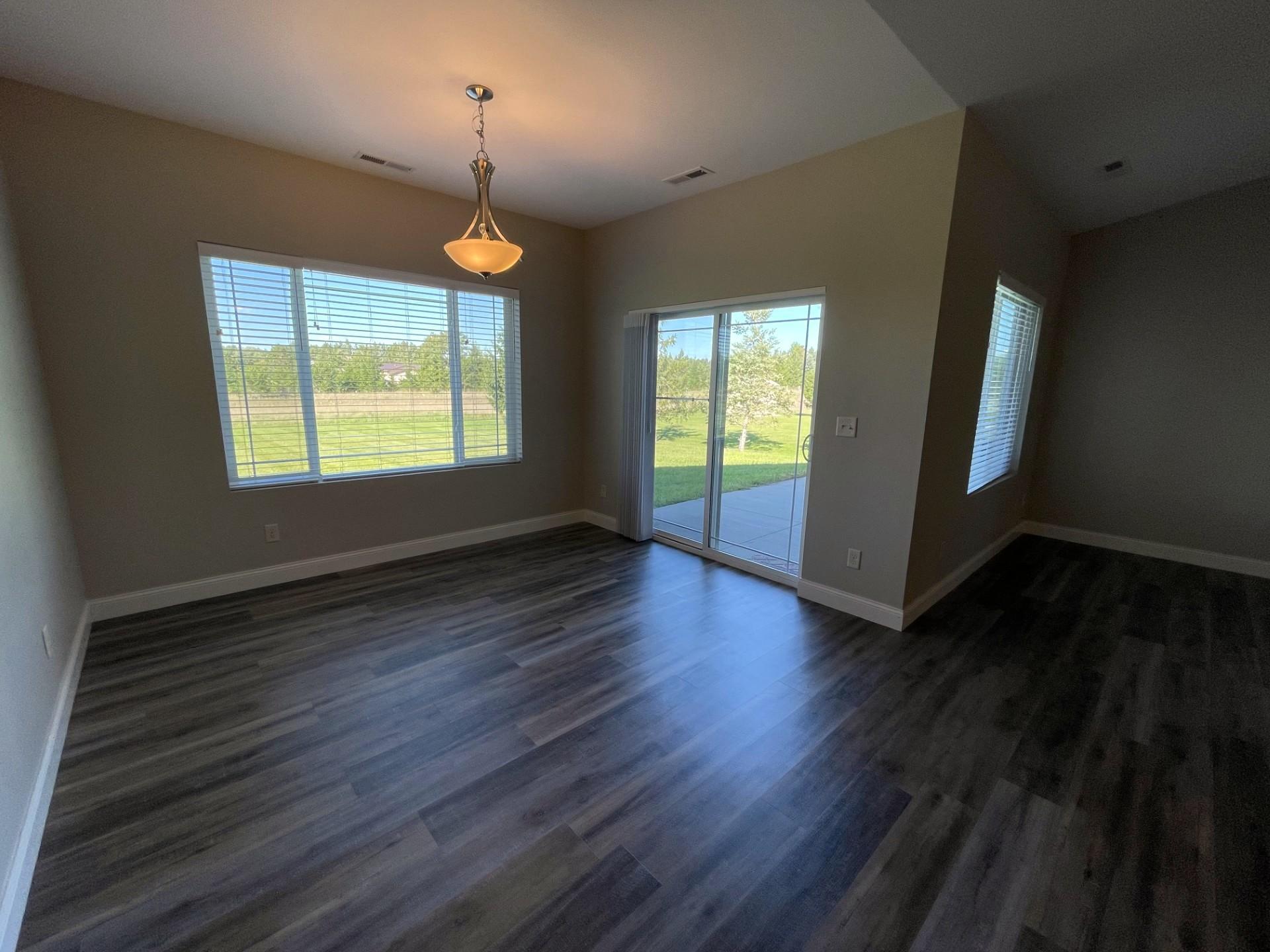 2018 single family home for sale at 2008 Whiting Road NW, Unit 8 in Bemidji, MN — 3 bed, 2 bath (photo 8 of 27)