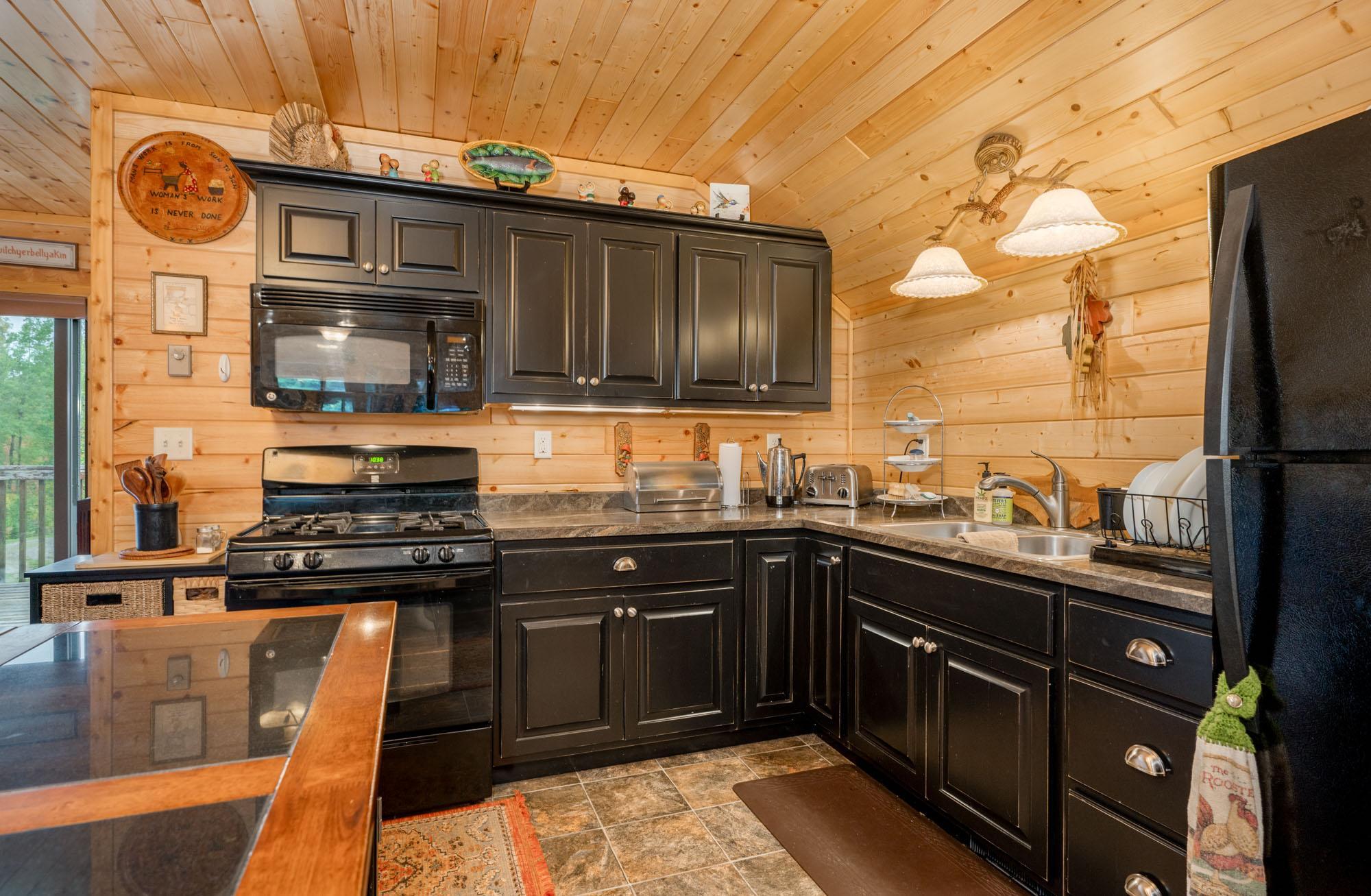 2012 single family home for sale at 46507 Hartley Lake Road in Bovey, MN — 4 bed, 2 bath (photo 23 of 77)