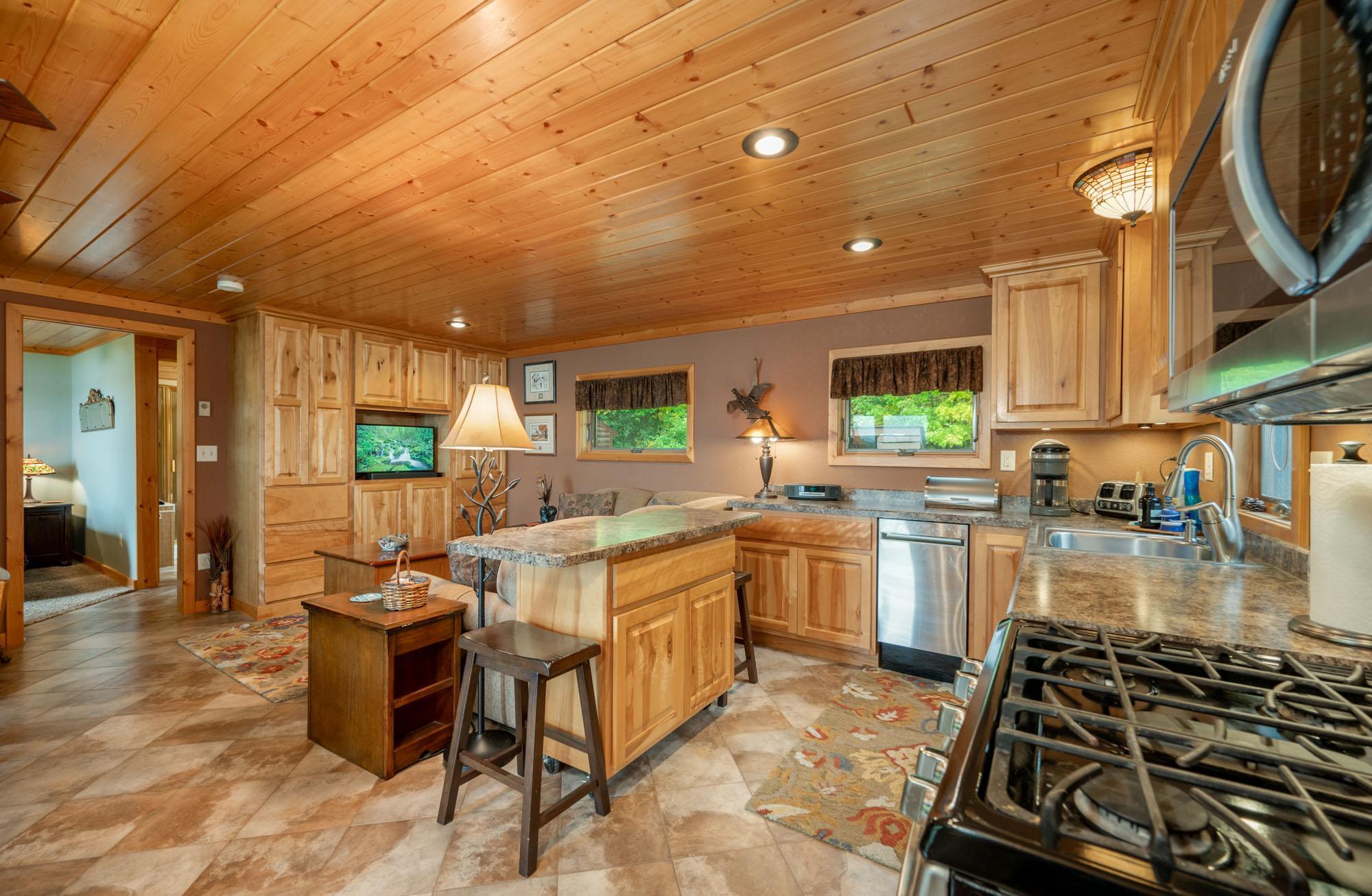 2012 single family home for sale at 46507 Hartley Lake Road in Bovey, MN — 4 bed, 2 bath (photo 38 of 77)
