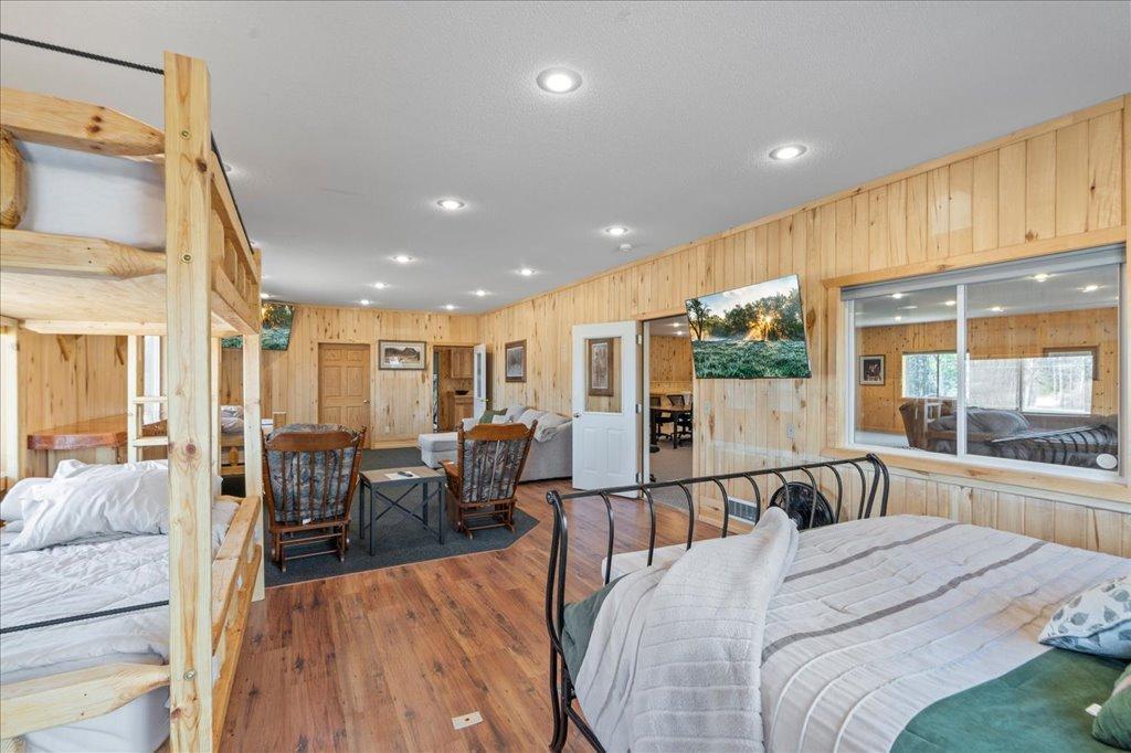 2001 single family home for sale at 30694 Olson Street in Pequot Lakes, MN — 6 bed, 4 bath (photo 30 of 34)