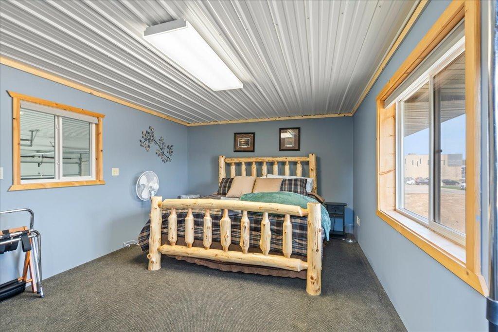 2001 single family home for sale at 30694 Olson Street in Pequot Lakes, MN — 6 bed, 4 bath (photo 10 of 34)