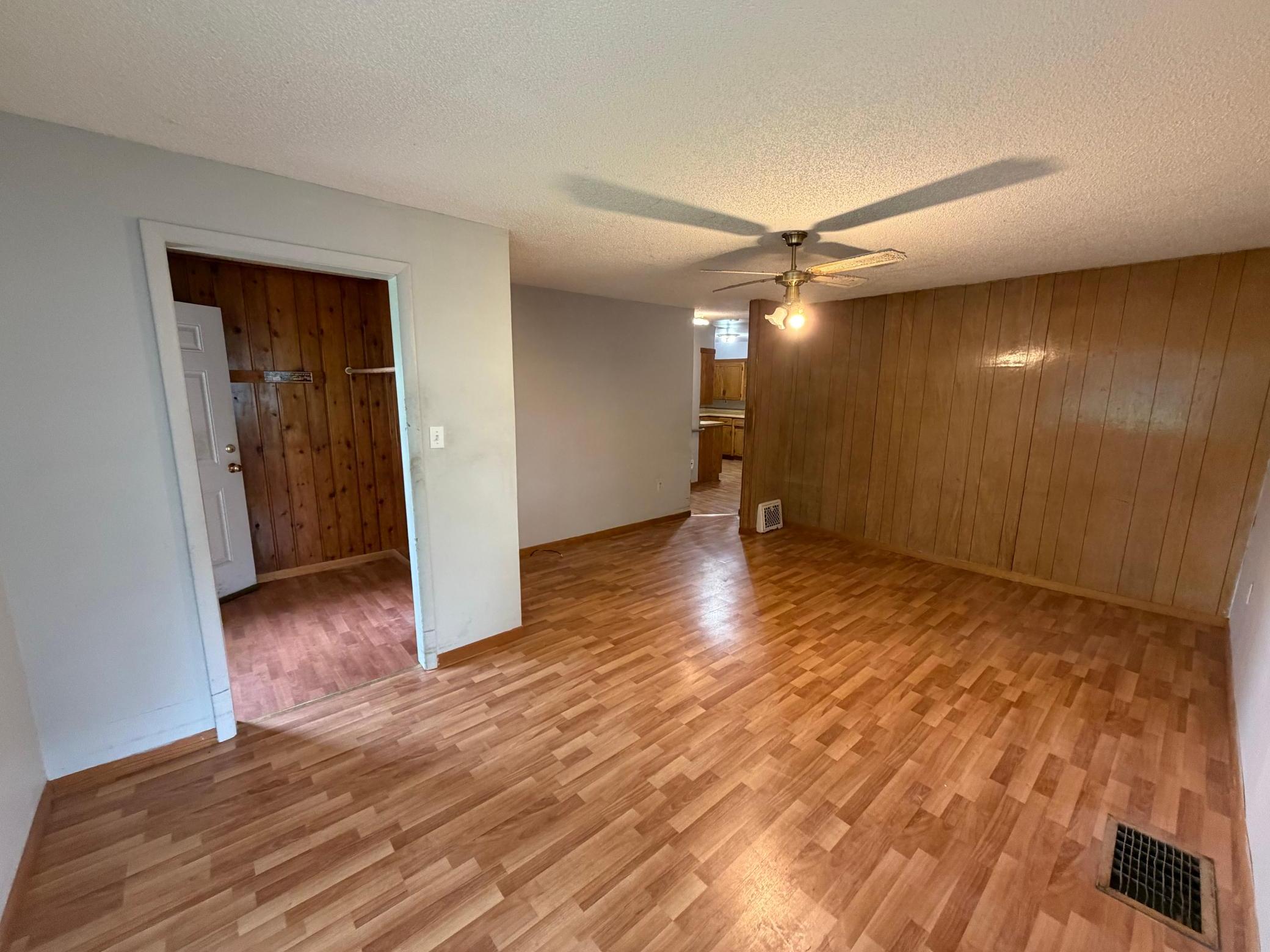 1985 single family home for sale at 228 Winona Avenue in Ironton, MN — 2 bed, 1 bath (photo 6 of 12)