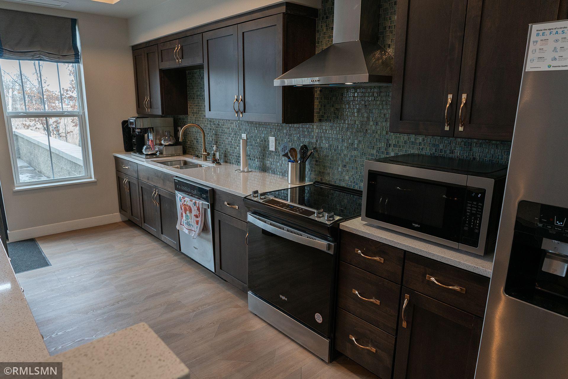 2023 condo for sale at 7084 Glory Road, Unit 312 in Baxter, MN — 2 bed, 2 bath (photo 15 of 36)