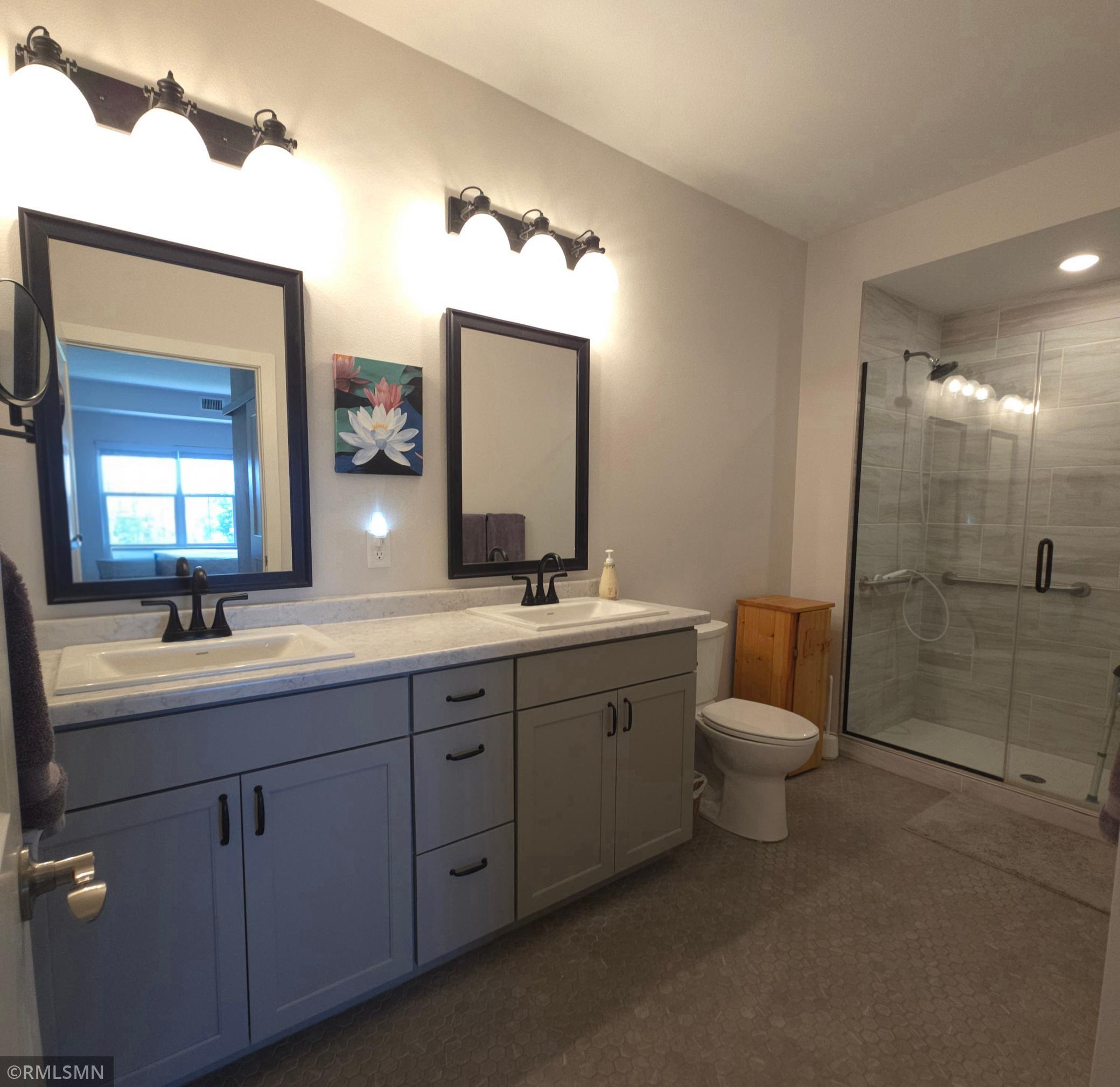 2023 condo for sale at 7084 Glory Road, Unit 312 in Baxter, MN — 2 bed, 2 bath (photo 8 of 36)