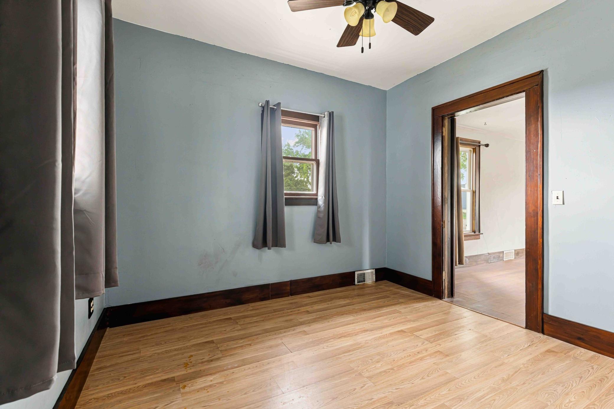 1912 single family home for sale at 840 Elm Street in Kindred, ND — 2 bed, 2 bath (photo 14 of 29)