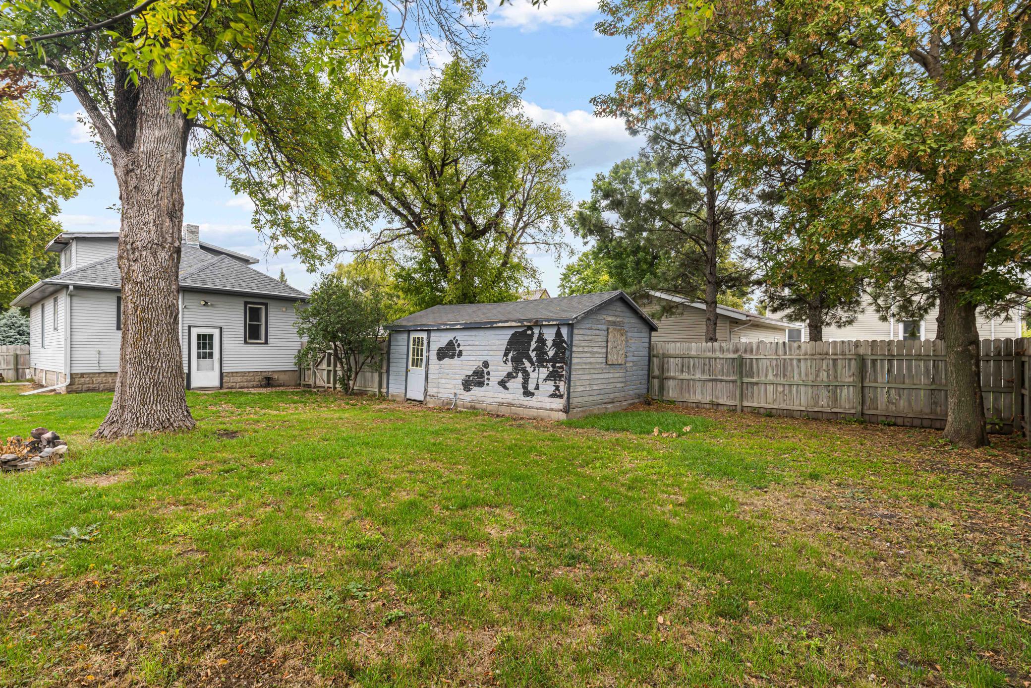 1912 single family home for sale at 840 Elm Street in Kindred, ND — 2 bed, 2 bath (photo 26 of 29)