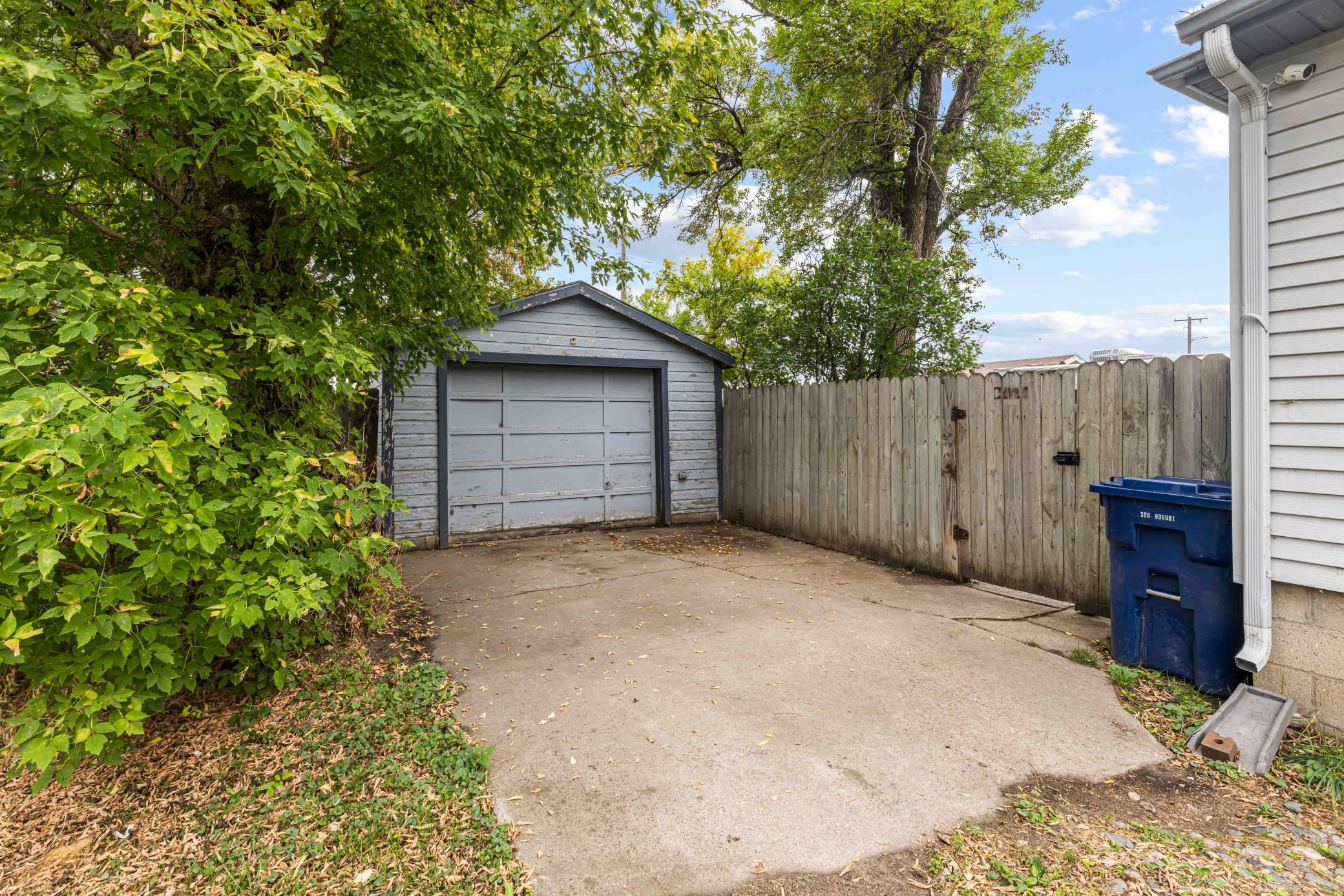 1912 single family home for sale at 840 Elm Street in Kindred, ND — 2 bed, 2 bath (photo 28 of 29)