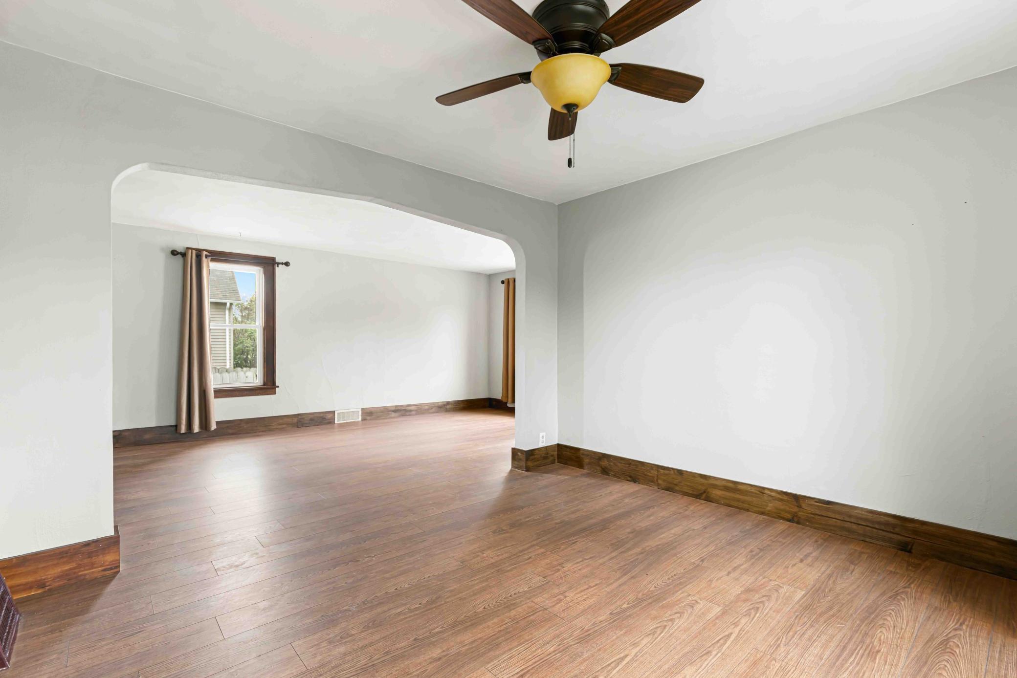 1912 single family home for sale at 840 Elm Street in Kindred, ND — 2 bed, 2 bath (photo 7 of 29)