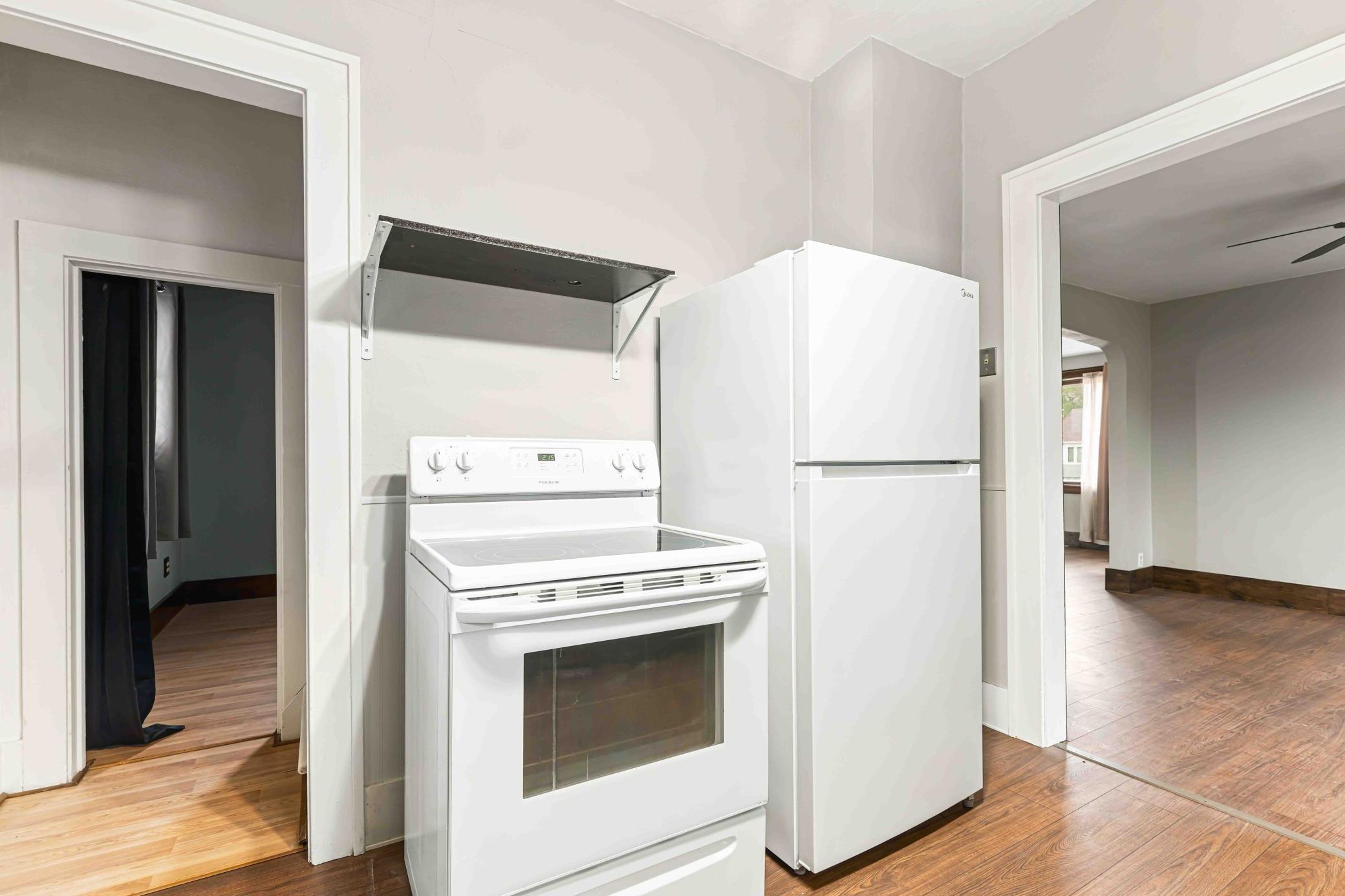 1912 single family home for sale at 840 Elm Street in Kindred, ND — 2 bed, 2 bath (photo 10 of 29)