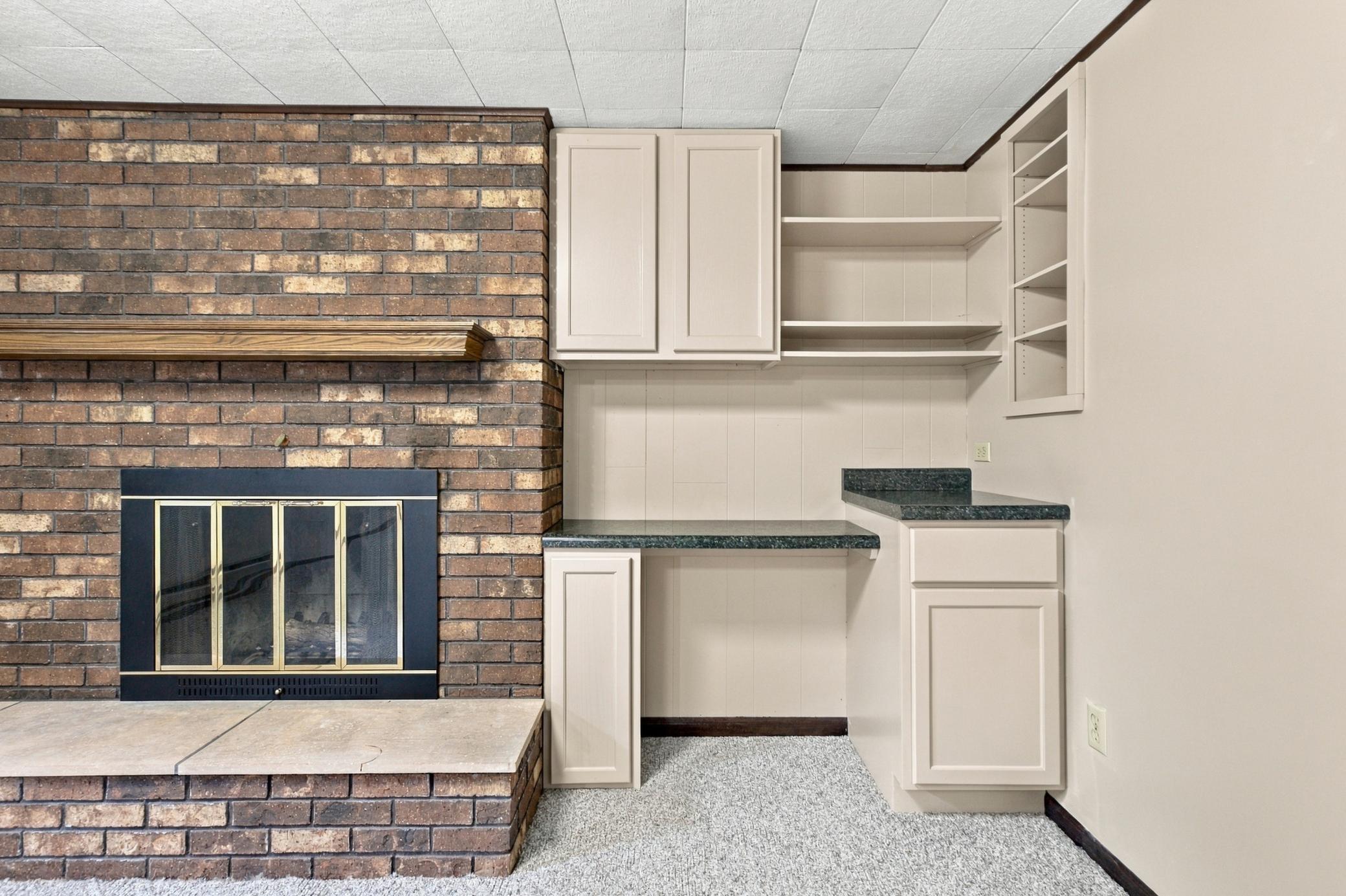 1978 townhouse for sale at 1402 E Gateway Circle S, Unit H in Fargo, ND — 2 bed, 2 bath (photo 25 of 35)