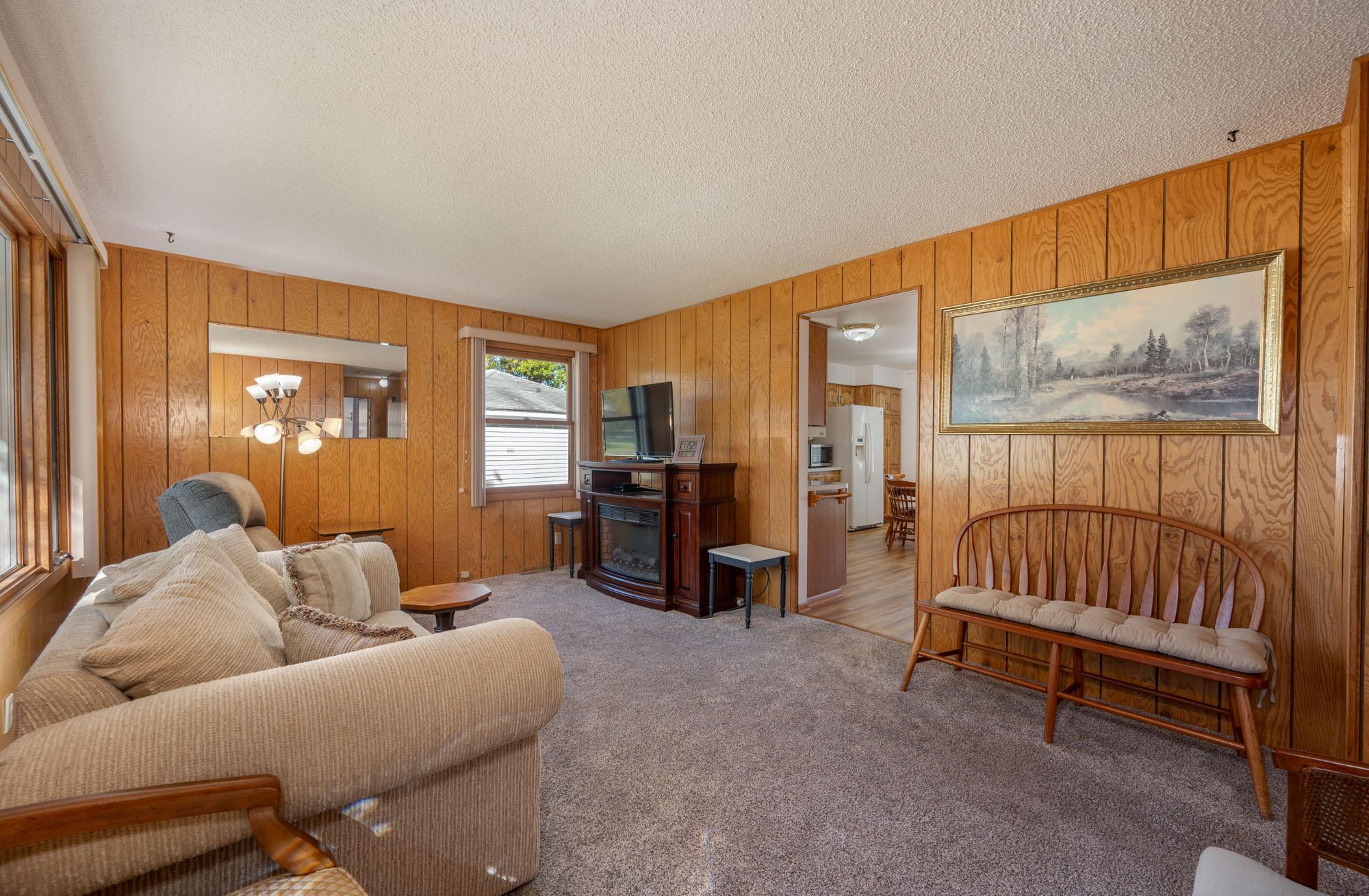 1953 single family home for sale at 103 Hacar Place in Grand Rapids, MN — 3 bed, 2 bath (photo 11 of 36)
