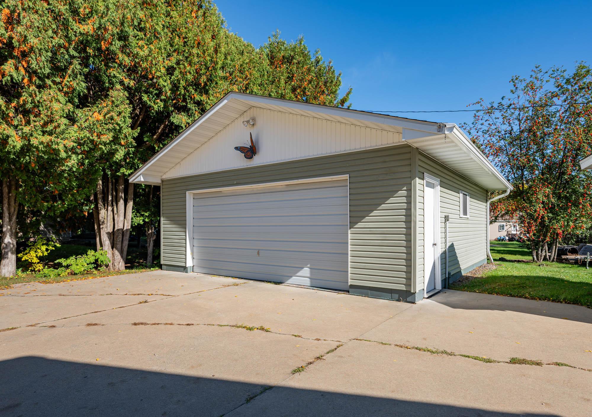 1953 single family home for sale at 103 Hacar Place in Grand Rapids, MN — 3 bed, 2 bath (photo 28 of 36)