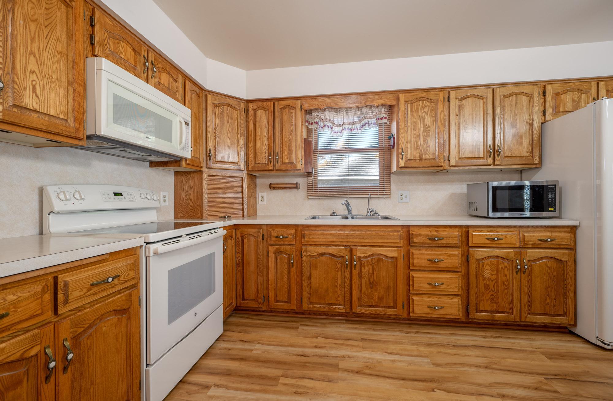 1953 single family home for sale at 103 Hacar Place in Grand Rapids, MN — 3 bed, 2 bath (photo 6 of 36)