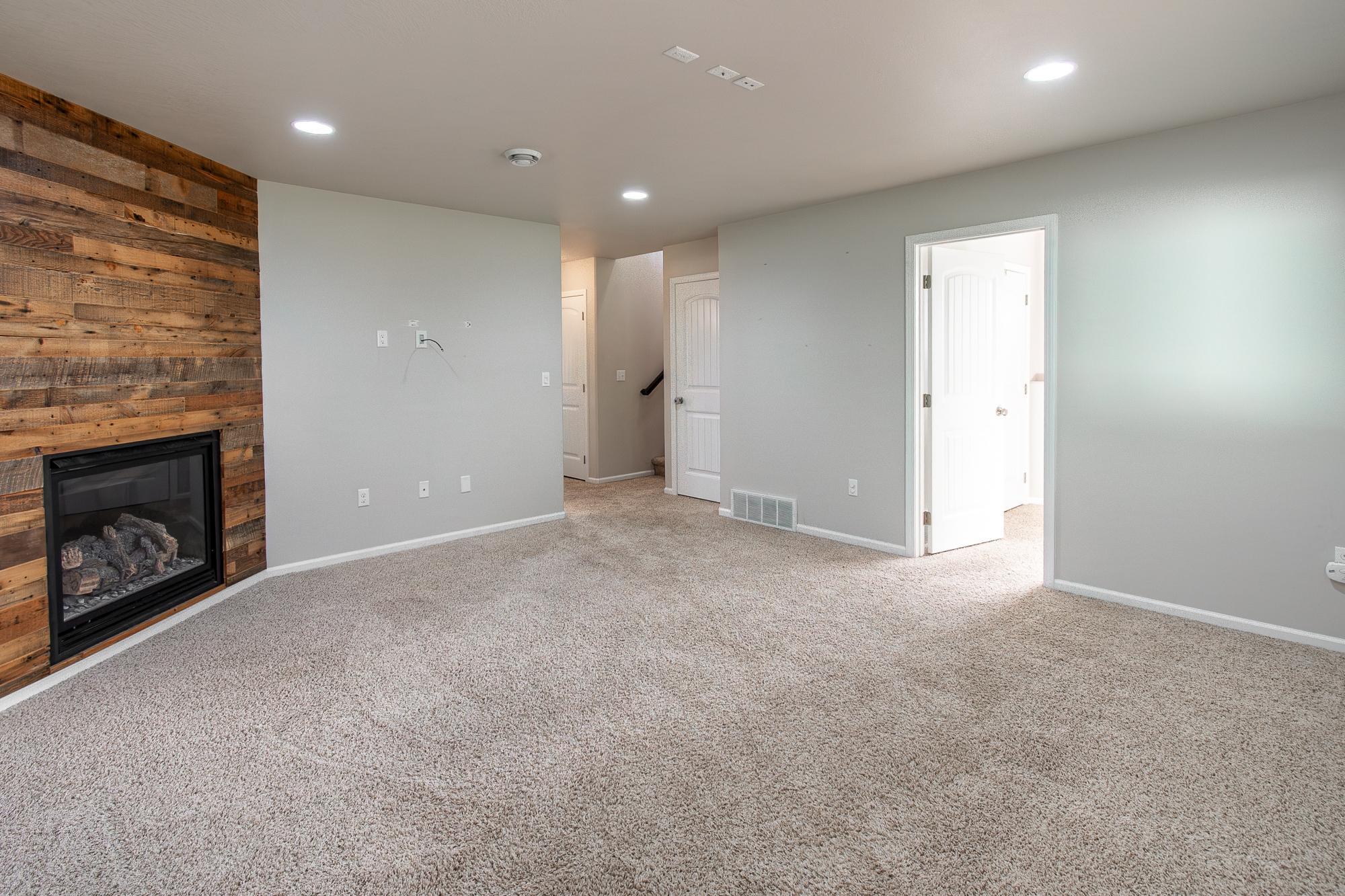 2013 single family home for sale at 5883 Autumn Drive S in Fargo, ND — 4 bed, 2 bath (photo 27 of 56)