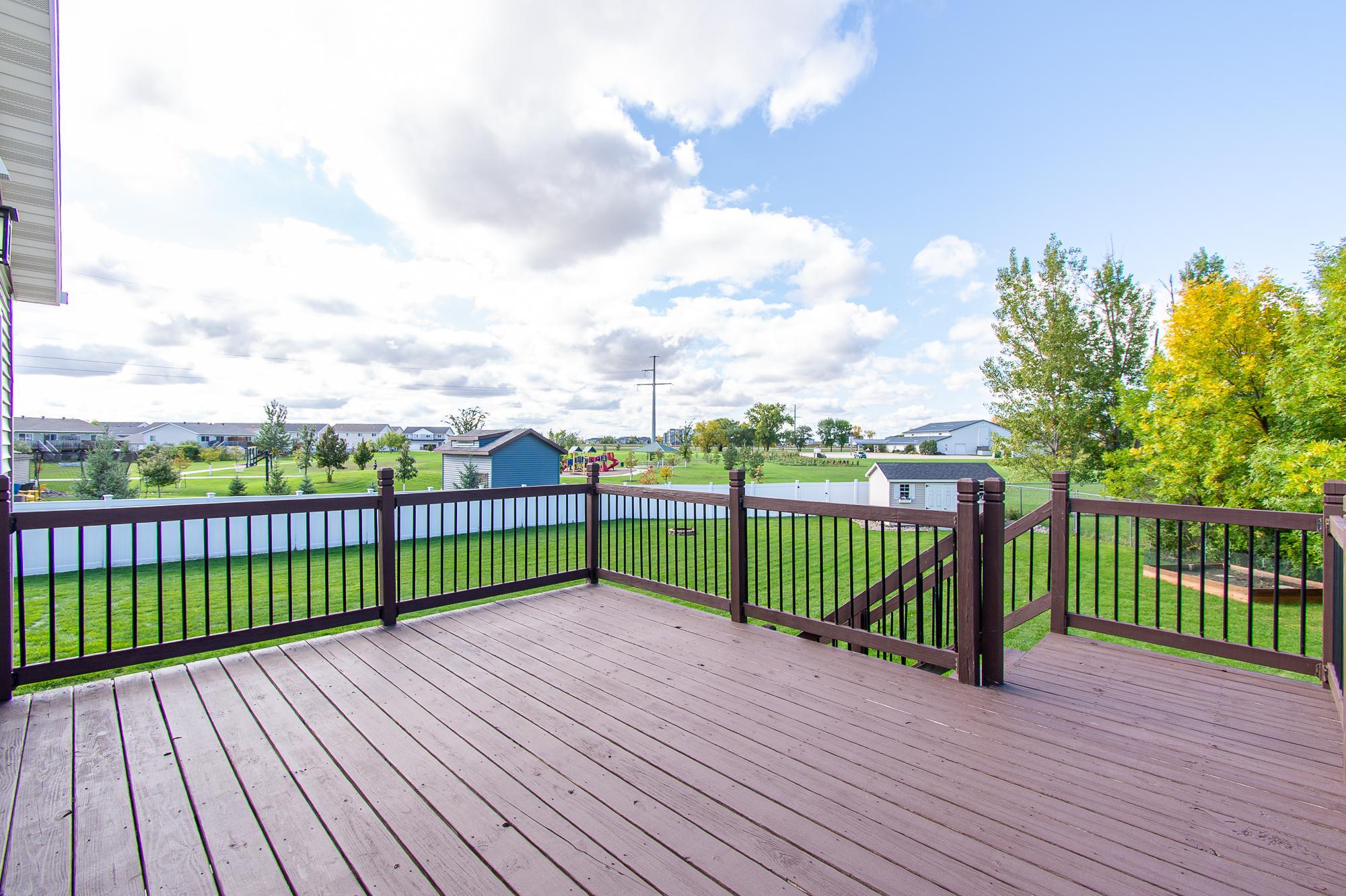 2013 single family home for sale at 5883 Autumn Drive S in Fargo, ND — 4 bed, 2 bath (photo 41 of 56)