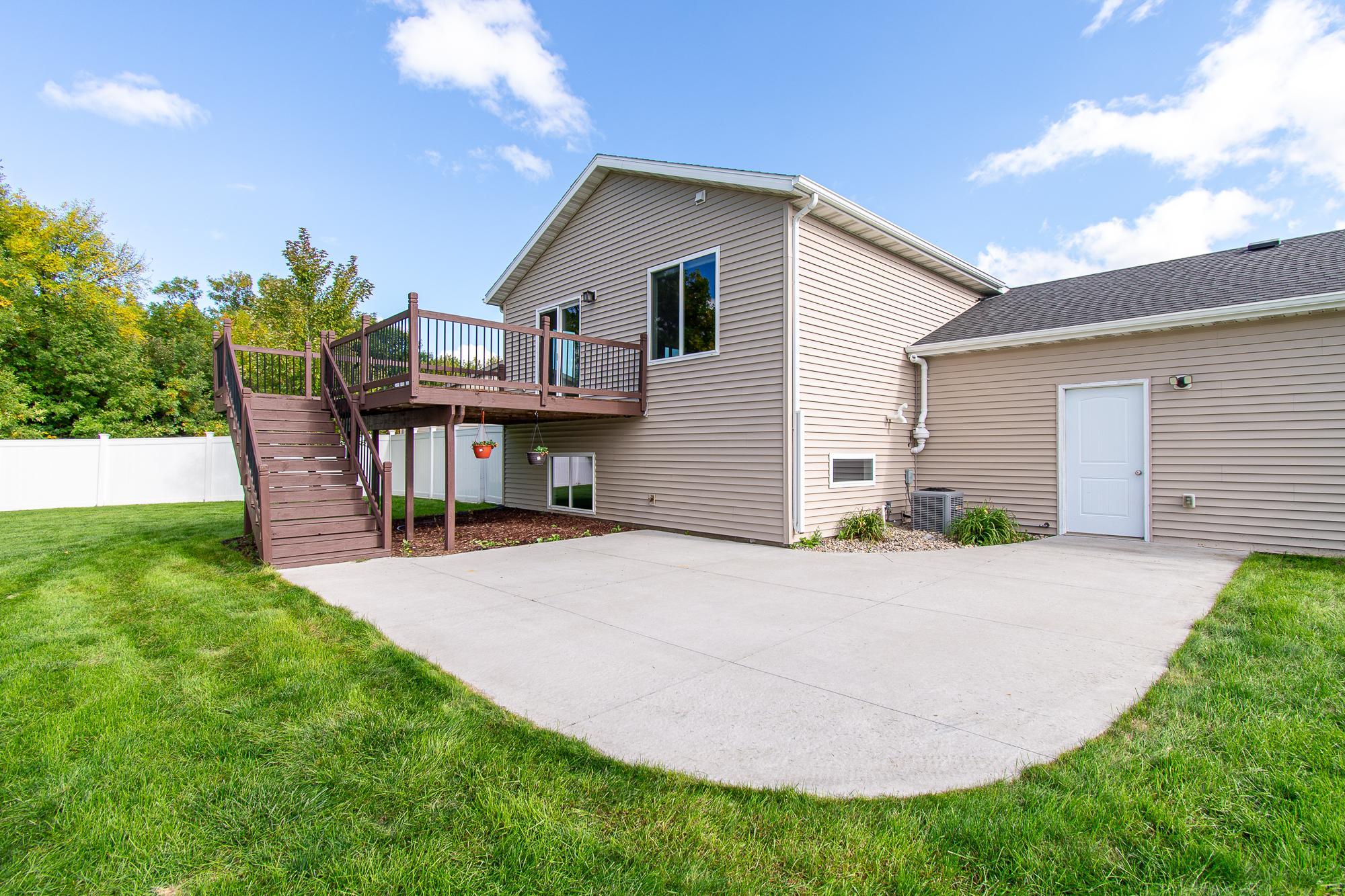 2013 single family home for sale at 5883 Autumn Drive S in Fargo, ND — 4 bed, 2 bath (photo 51 of 56)