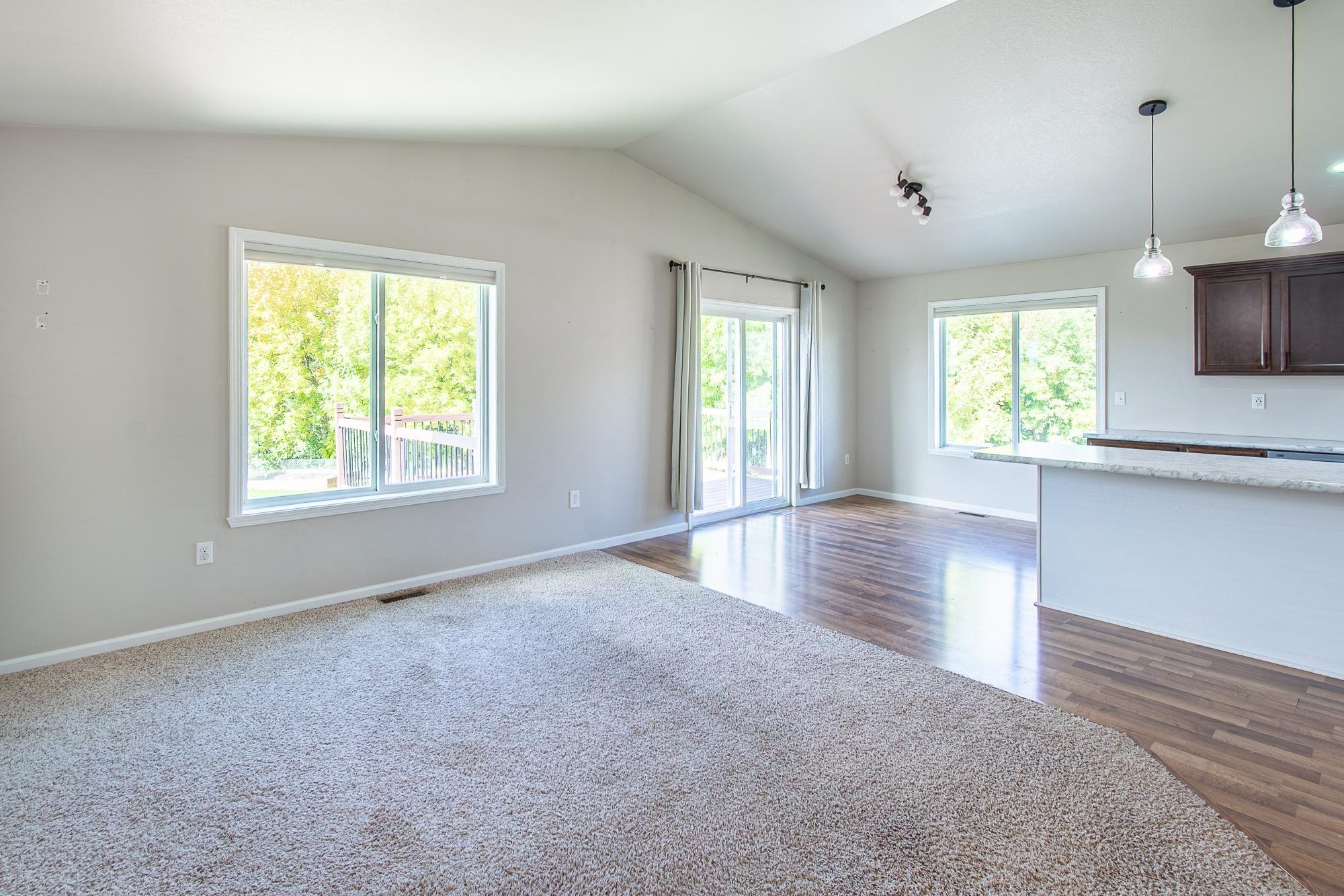 2013 single family home for sale at 5883 Autumn Drive S in Fargo, ND — 4 bed, 2 bath (photo 10 of 56)