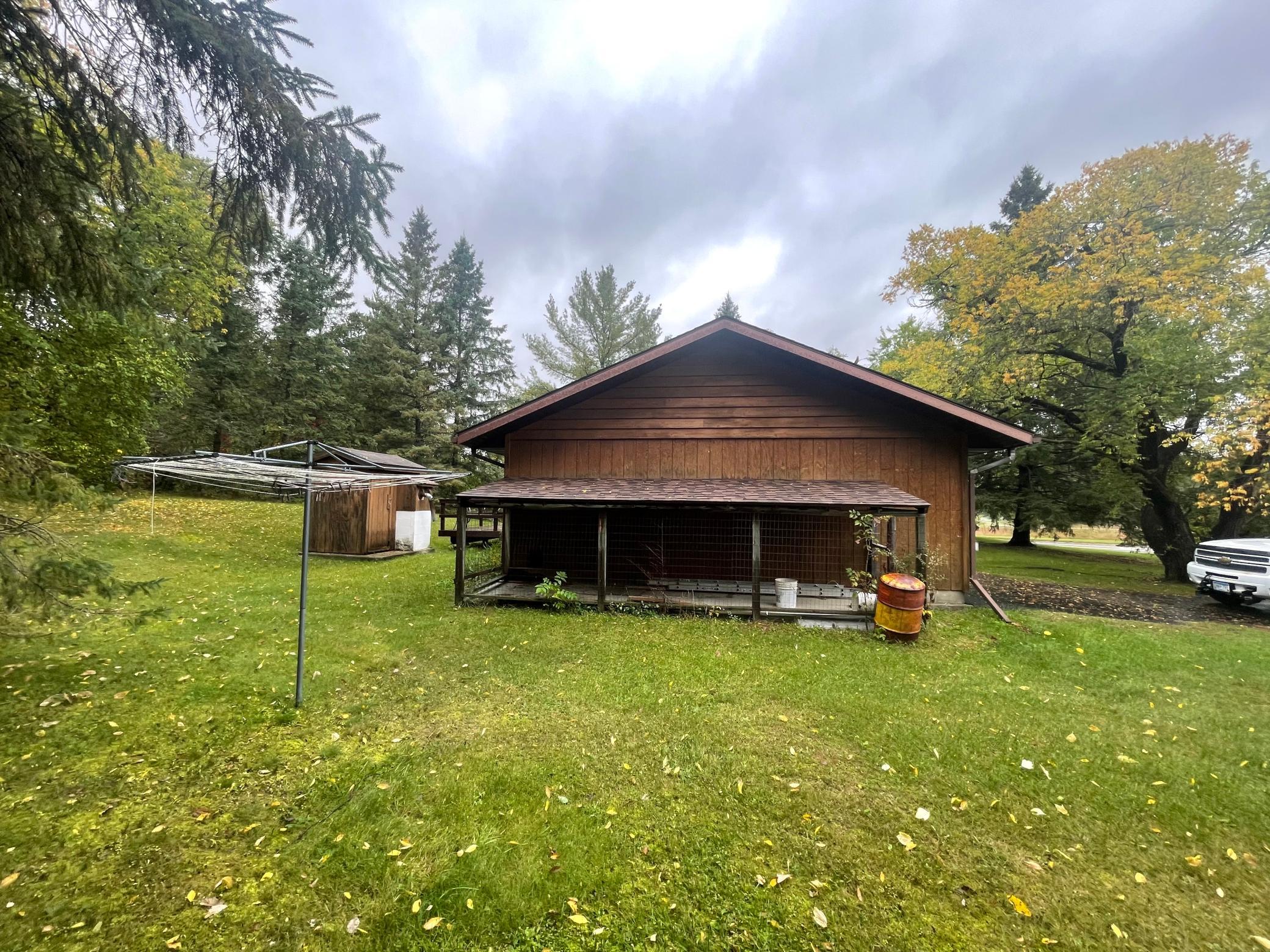 1988 single family home for sale at 352 Sunset Avenue NW in Wilton, MN — 2 bed, 1 bath (photo 3 of 33)