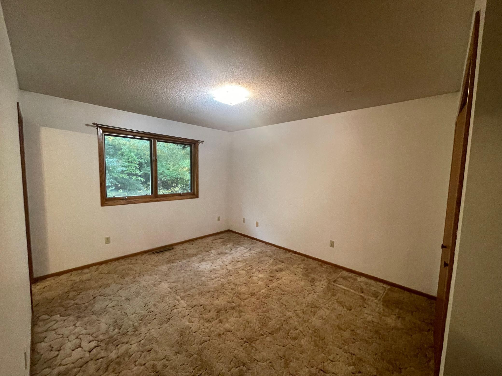1988 single family home for sale at 352 Sunset Avenue NW in Wilton, MN — 2 bed, 1 bath (photo 25 of 33)
