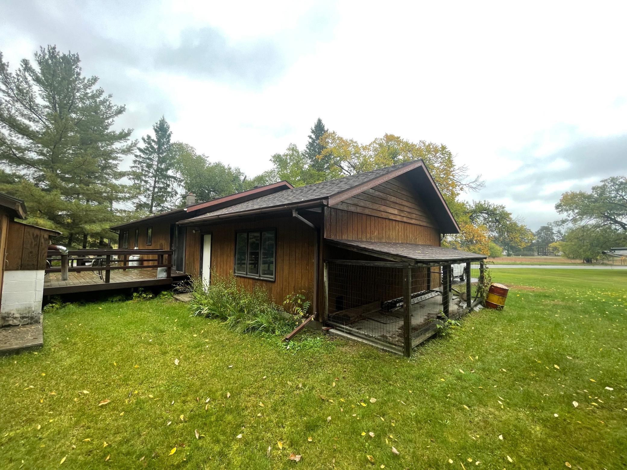 1988 single family home for sale at 352 Sunset Avenue NW in Wilton, MN — 2 bed, 1 bath (photo 4 of 33)