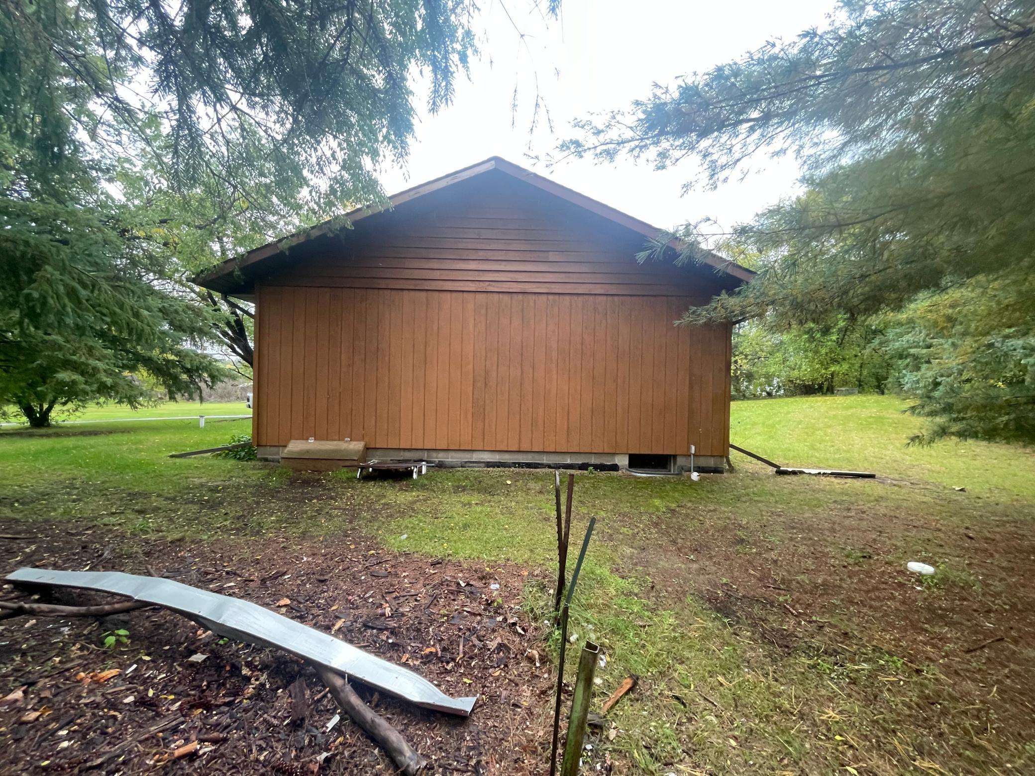 1988 single family home for sale at 352 Sunset Avenue NW in Wilton, MN — 2 bed, 1 bath (photo 10 of 33)